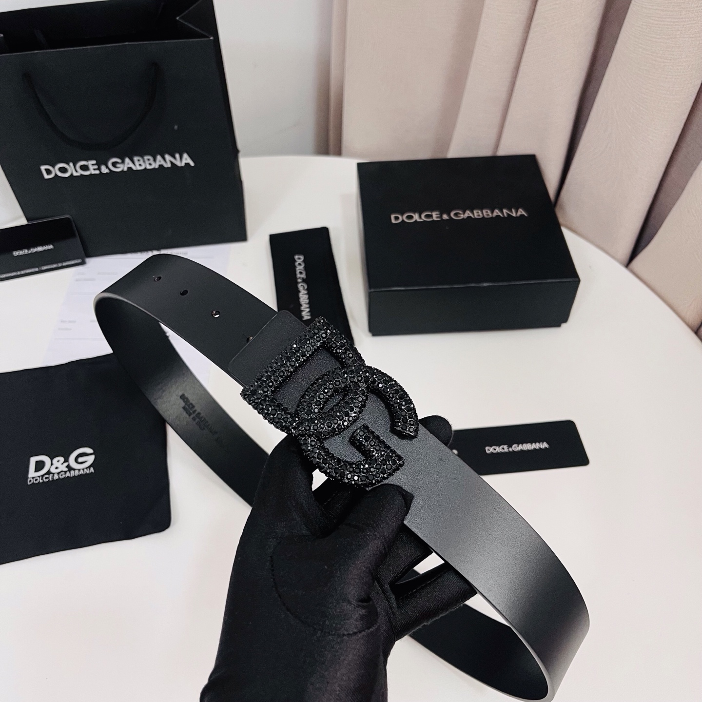 Dolce&Gabbana 新款 满天星 电镀金属徽标搭扣•搭扣下方设有点扣• 无镍搭扣与配件• 意大利
