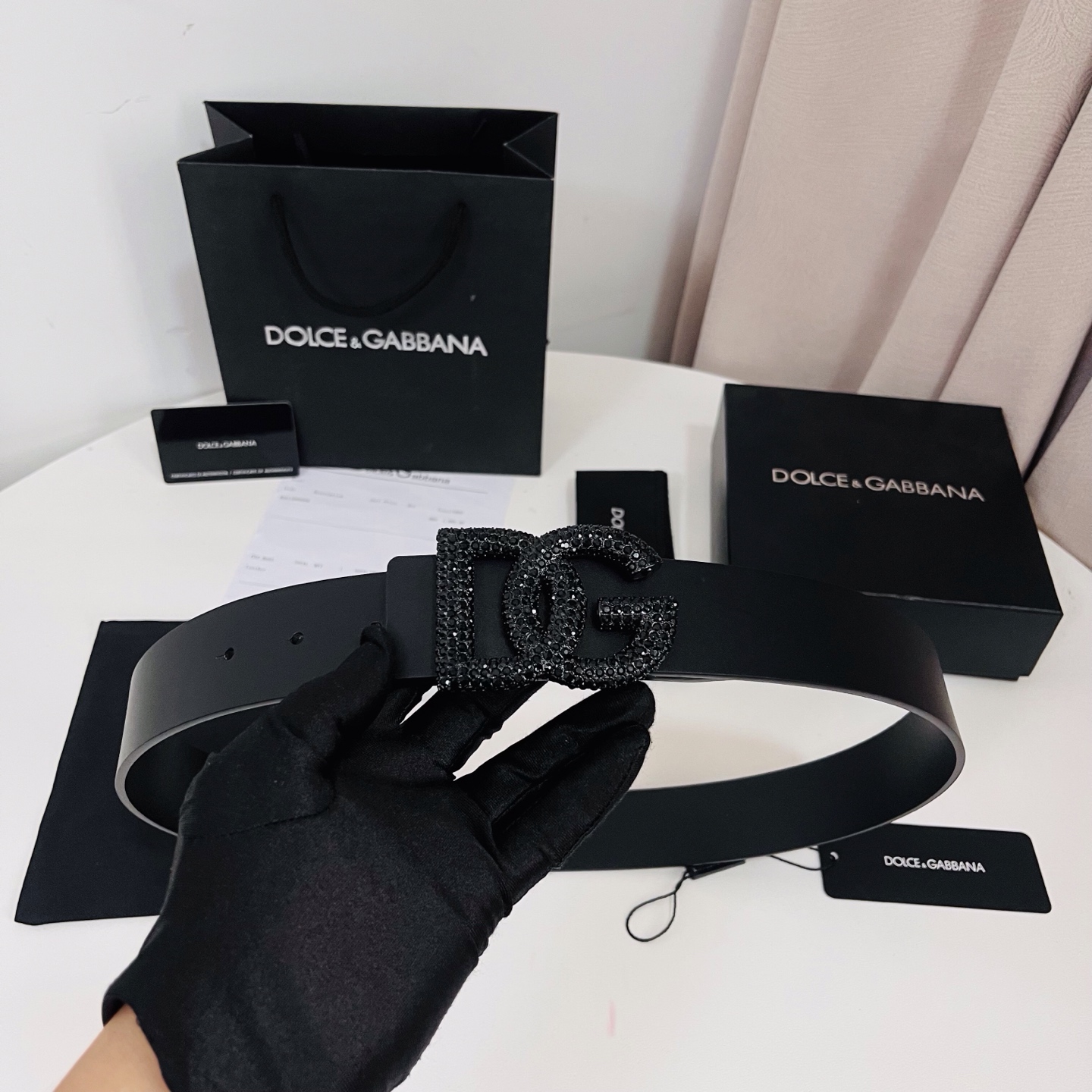 Dolce&Gabbana 新款 满天星 电镀金属徽标搭扣•搭扣下方设有点扣• 无镍搭扣与配件• 意大利