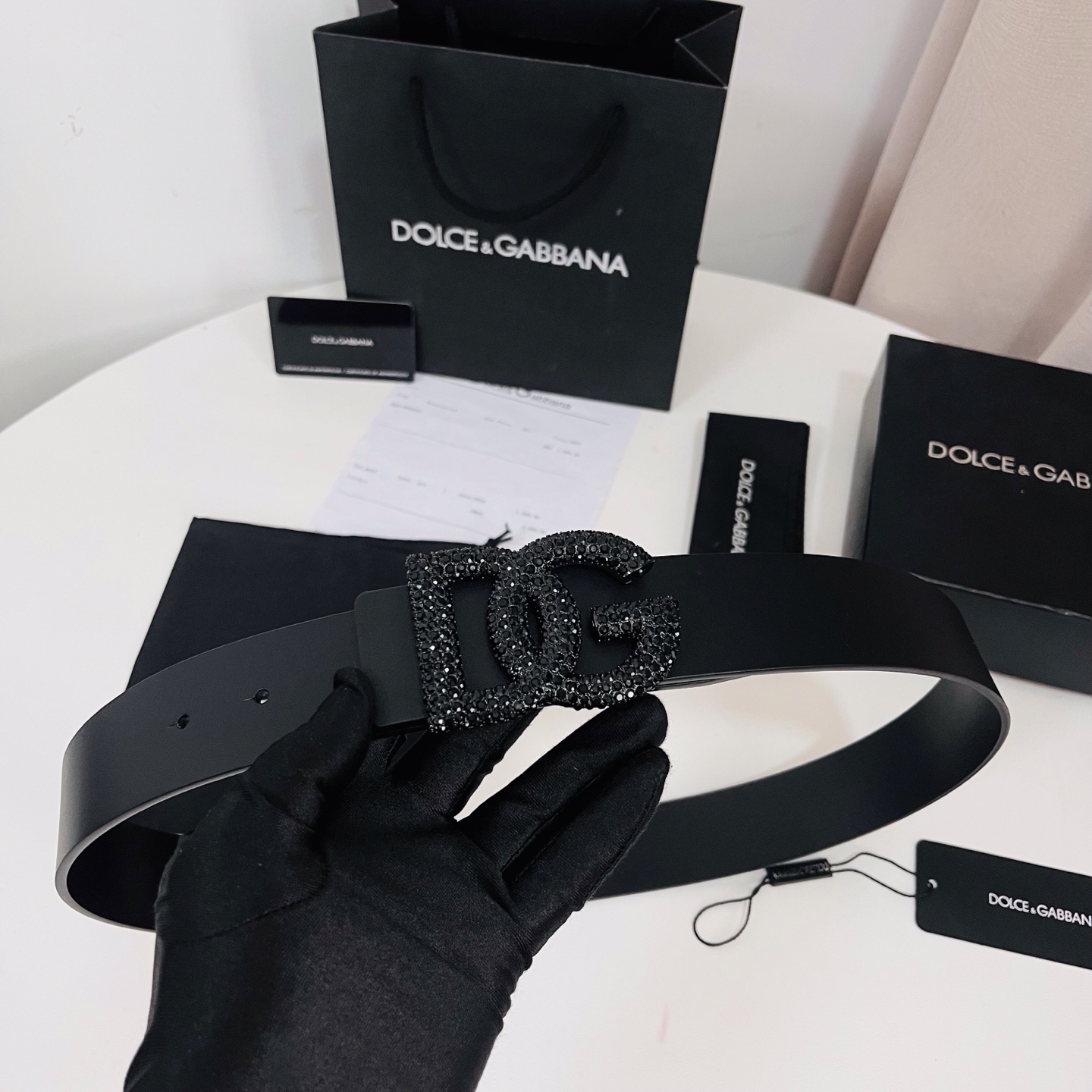 Dolce&Gabbana 新款 满天星 电镀金属徽标搭扣•搭扣下方设有点扣• 无镍搭扣与配件• 意大利