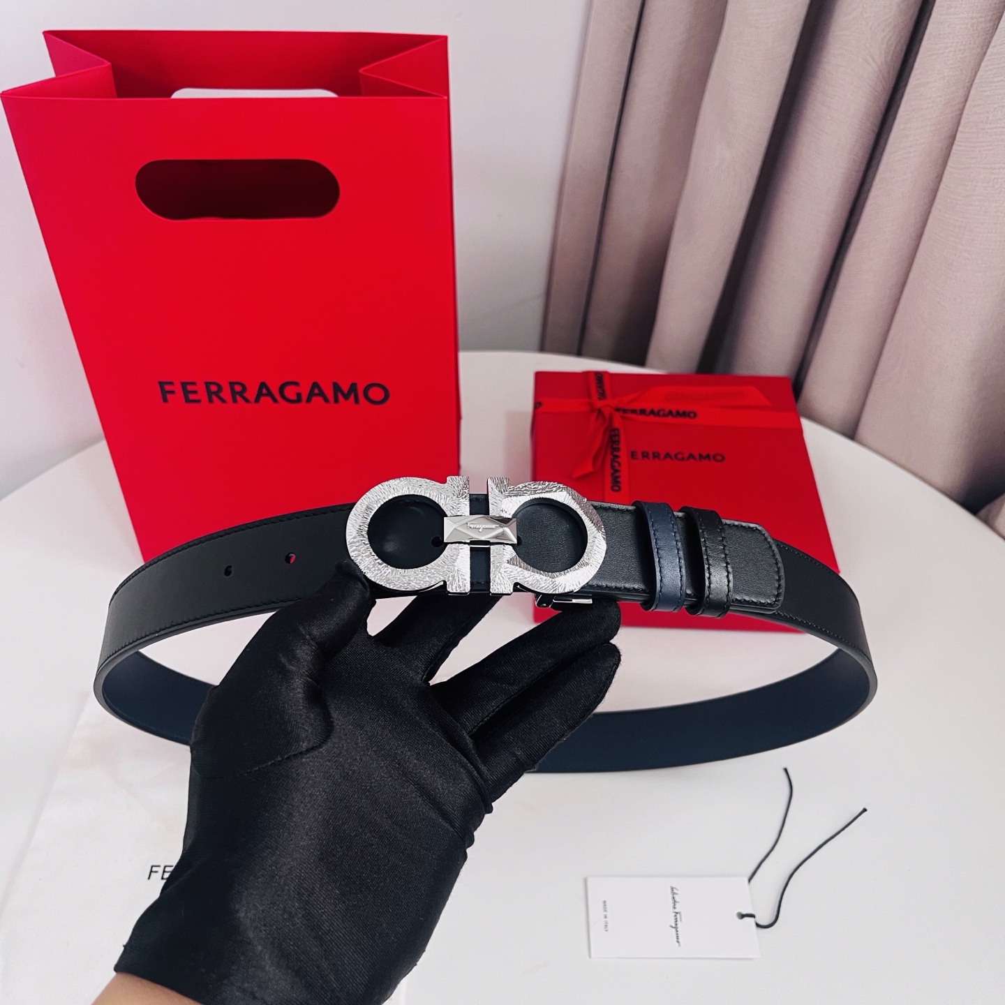 Ferragamo，菲拉格慕 ，宽度3.5cm 高级定制款男士皮带 黑兰双面进口牛皮 可双面使用 自行选