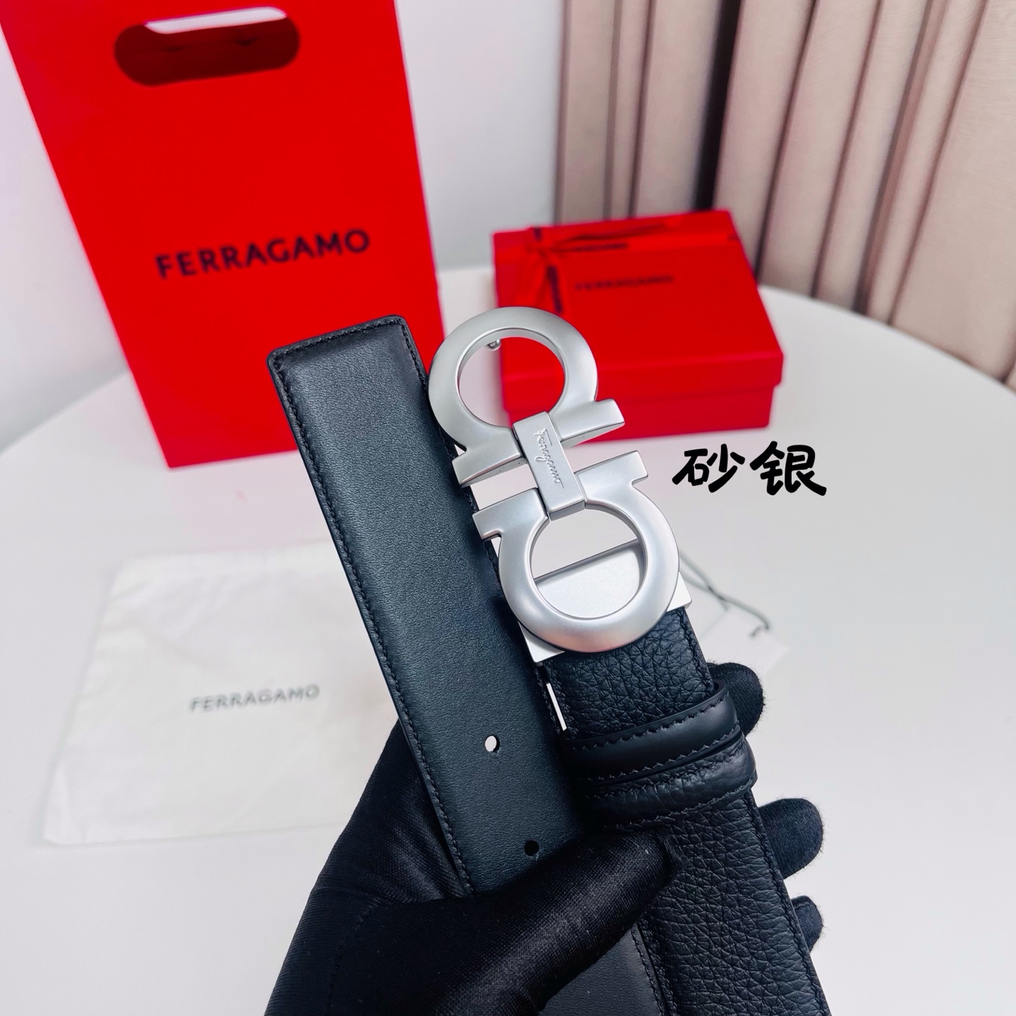 Ferragamo，菲拉格慕 ，宽度3.5cm 高级定制款男士皮带 荔枝皮底双面进口牛皮 可双面使用 自行选择搭配 真材