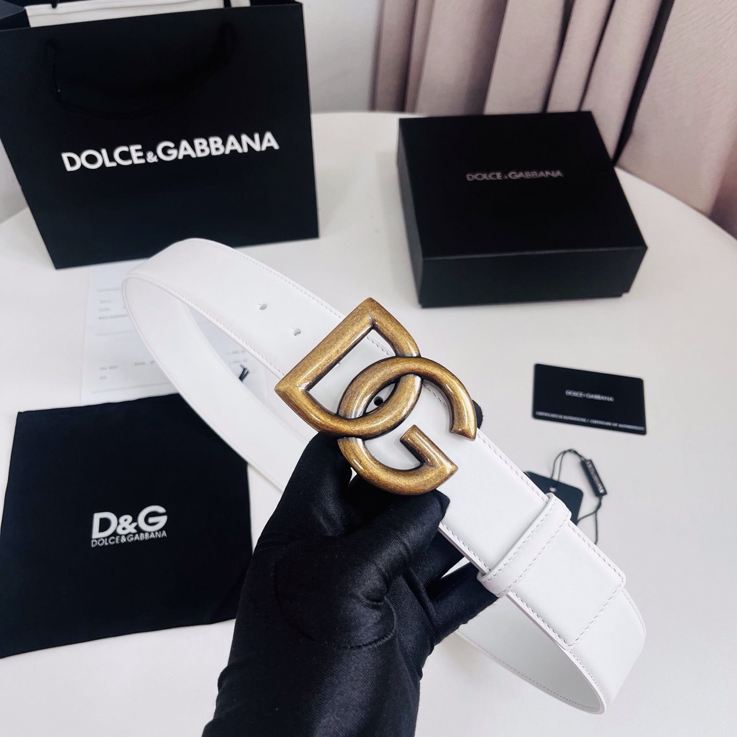 Dolce&Gabbana 新款 电镀金属徽标搭扣•搭扣下方设有点扣• 无镍搭扣与配件• 意大利制造 4.0cm
