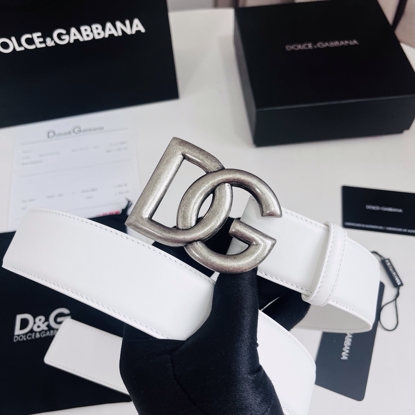 Dolce&Gabbana 新款 电镀金属徽标搭扣•搭扣下方设有点扣• 无镍搭扣与配件• 意大利制造 4.0cm