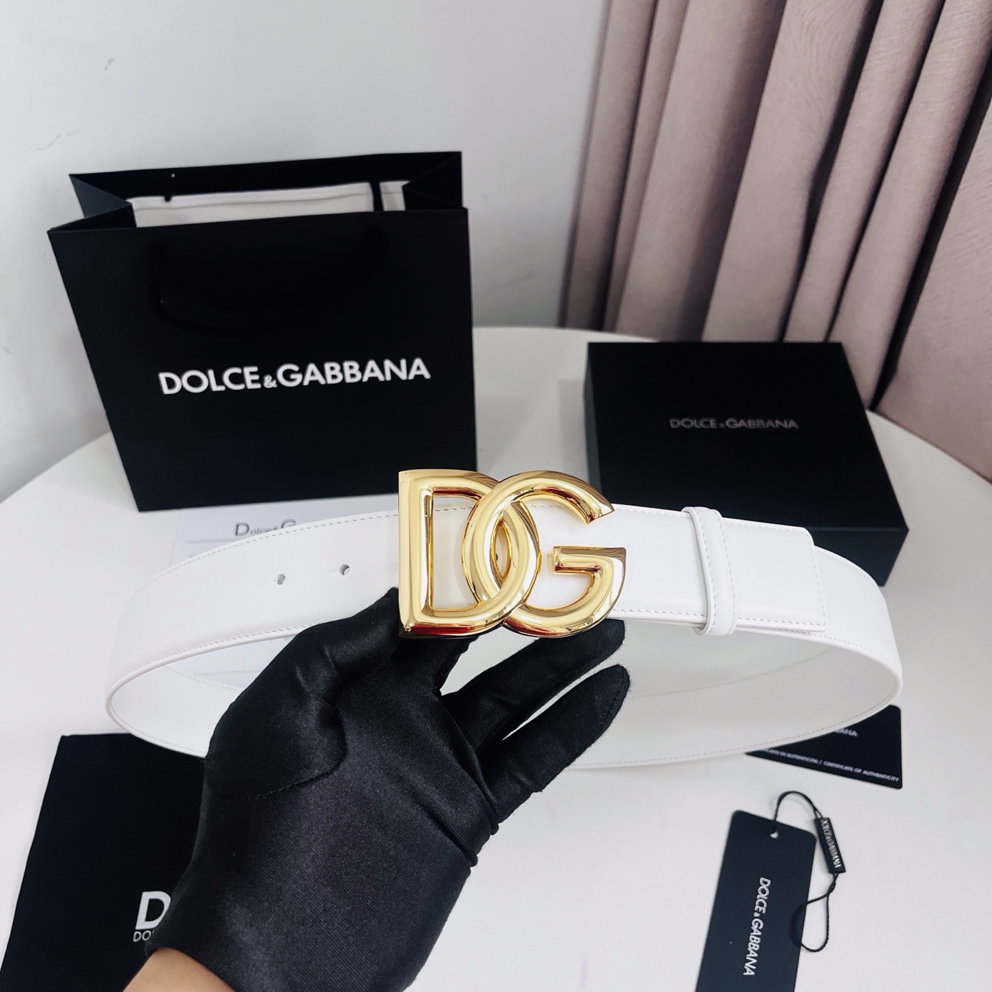Dolce&Gabbana 新款 电镀金属徽标搭扣•搭扣下方设有点扣• 无镍搭扣与配件• 意大利制造 4.0cm