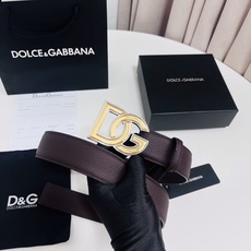 Dolce&Gabbana 新款 荔枝纹双色,电镀金属徽标搭扣•搭扣下方设有点扣• 无镍搭扣与配件• 意大利制造 4.0 Dolce&Gabbana 新款 荔枝纹双色,电镀金属徽标搭扣•搭扣下方设有点扣• 无镍搭扣与配件• 意大利制造 4.0