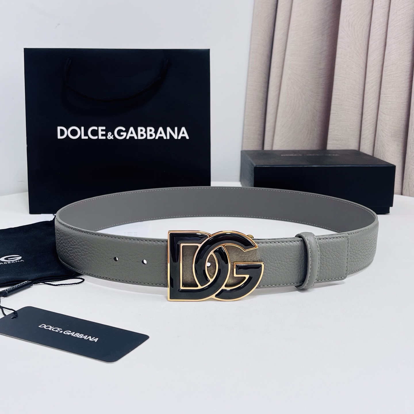 Dolce&Gabbana 新款 荔枝纹双色，电镀金属徽标搭扣•搭扣下方设有点扣• 无镍搭扣与配件• 意大利制造 4.0