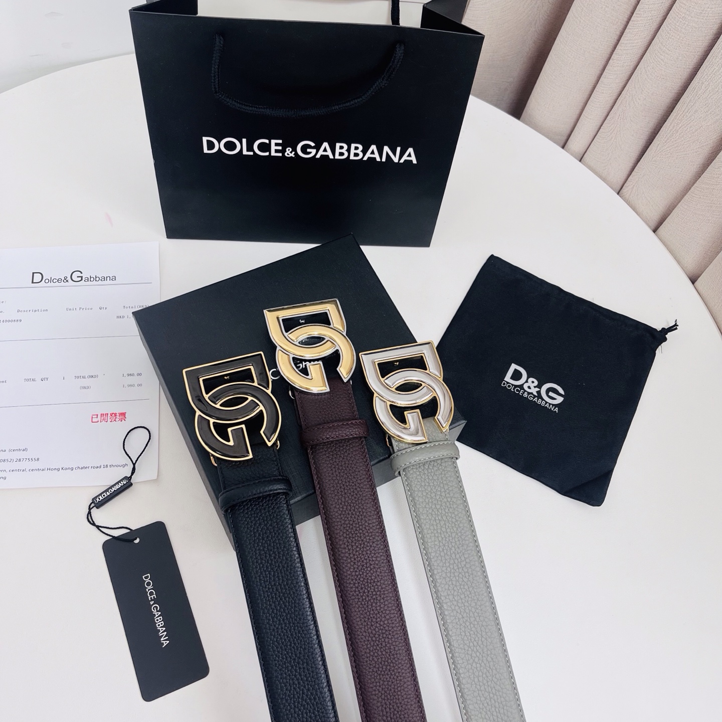 Dolce&Gabbana 新款 荔枝纹双色,电镀金属徽标搭扣•搭扣下方设有点扣• 无镍搭扣与配件• 意大利制造 4.0 Dolce&Gabbana 新款 荔枝纹双色,电镀金属徽标搭扣•搭扣下方设有点扣• 无镍搭扣与配件• 意大利制造 4.0