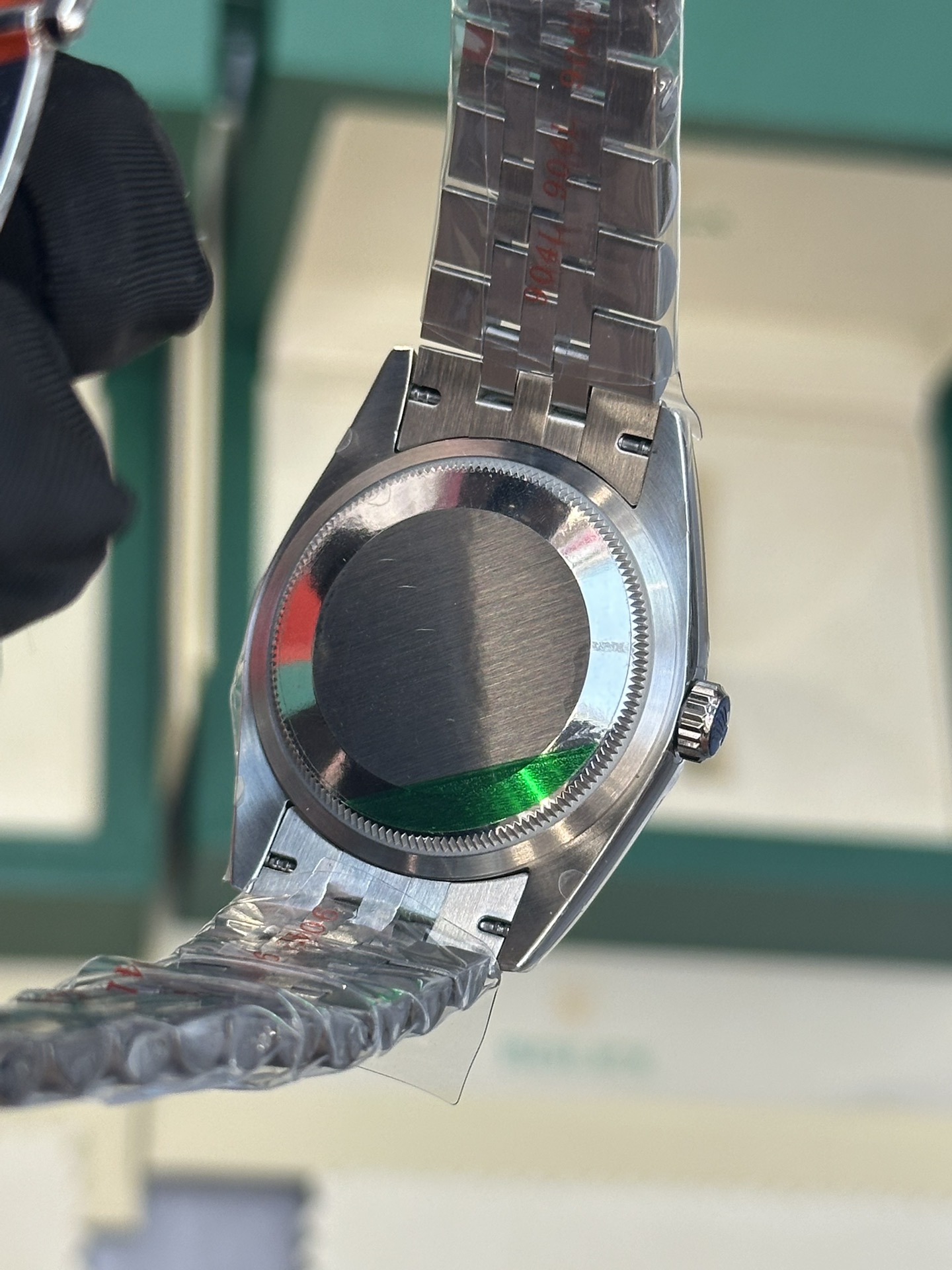 “Rolex Journal: Exclusive 36mm Automatic Meter, Model M126234-0017” - 图片 9