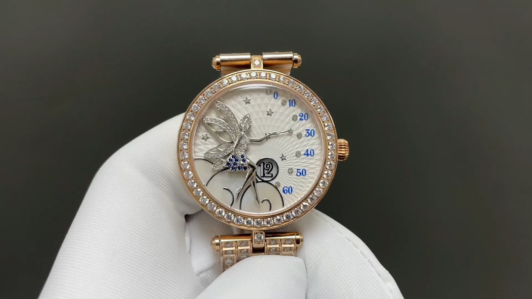 Van Cleef Lady Férie Wristwatch: Symbol of Joy and Hope
