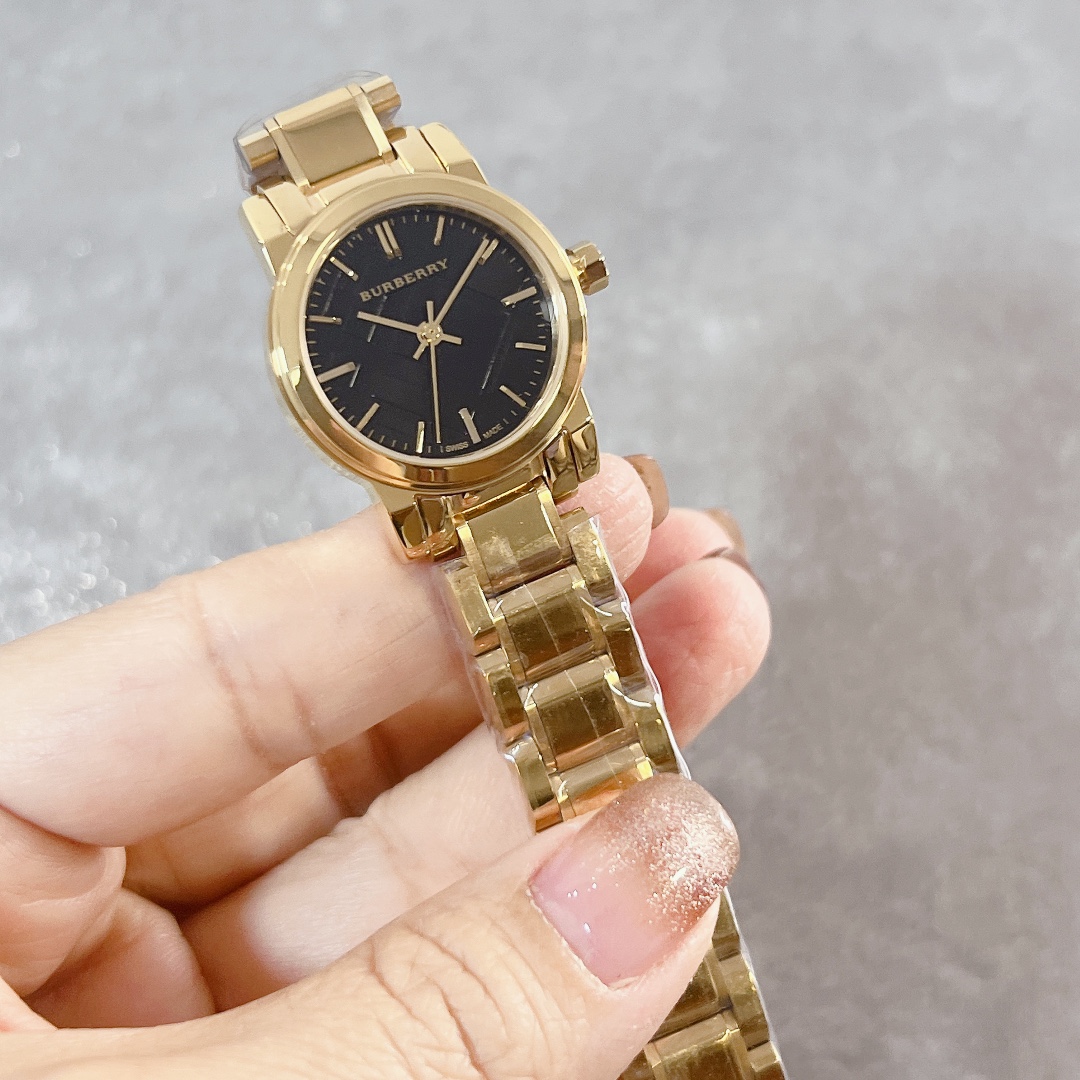 PABLO-BURBERRY Watch: British Elegance and Sporty Charm in 26mm Size - 图片 3