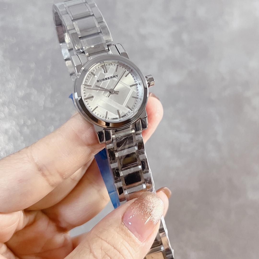 PABLO-BURBERRY Series: British Fun Watch with Elegance and Sporty Charm - 图片 1