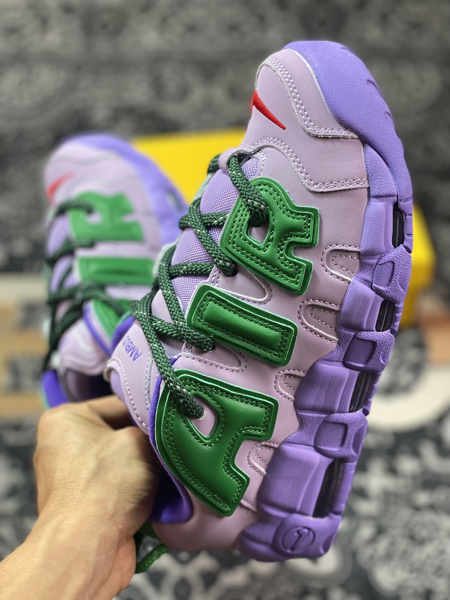 NK Air More Uptempo 紫绿 FB1299-500