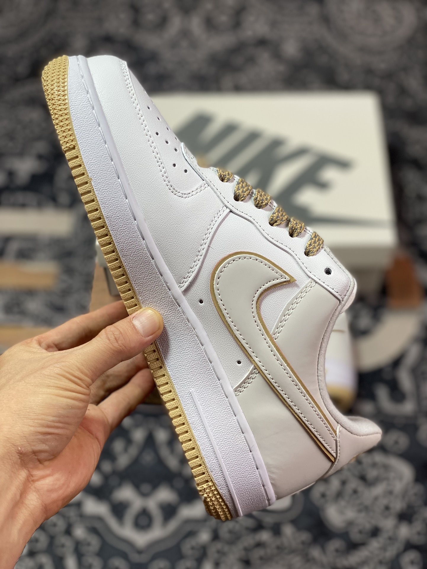 Nike Air Force 1'07 Low ”White/Khaki/Reflection Mini Swoosh” Air Force One Sneakers ”Leather White Khaki Yellow Small Swoosh Reflection” YZ8115-004