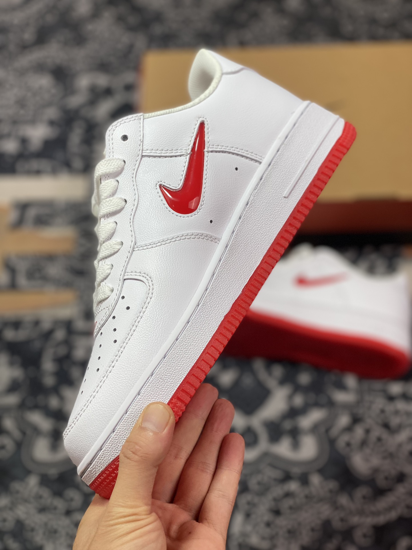 Air Force 1 '07 Low White Red Jelly Hook FN5924-101