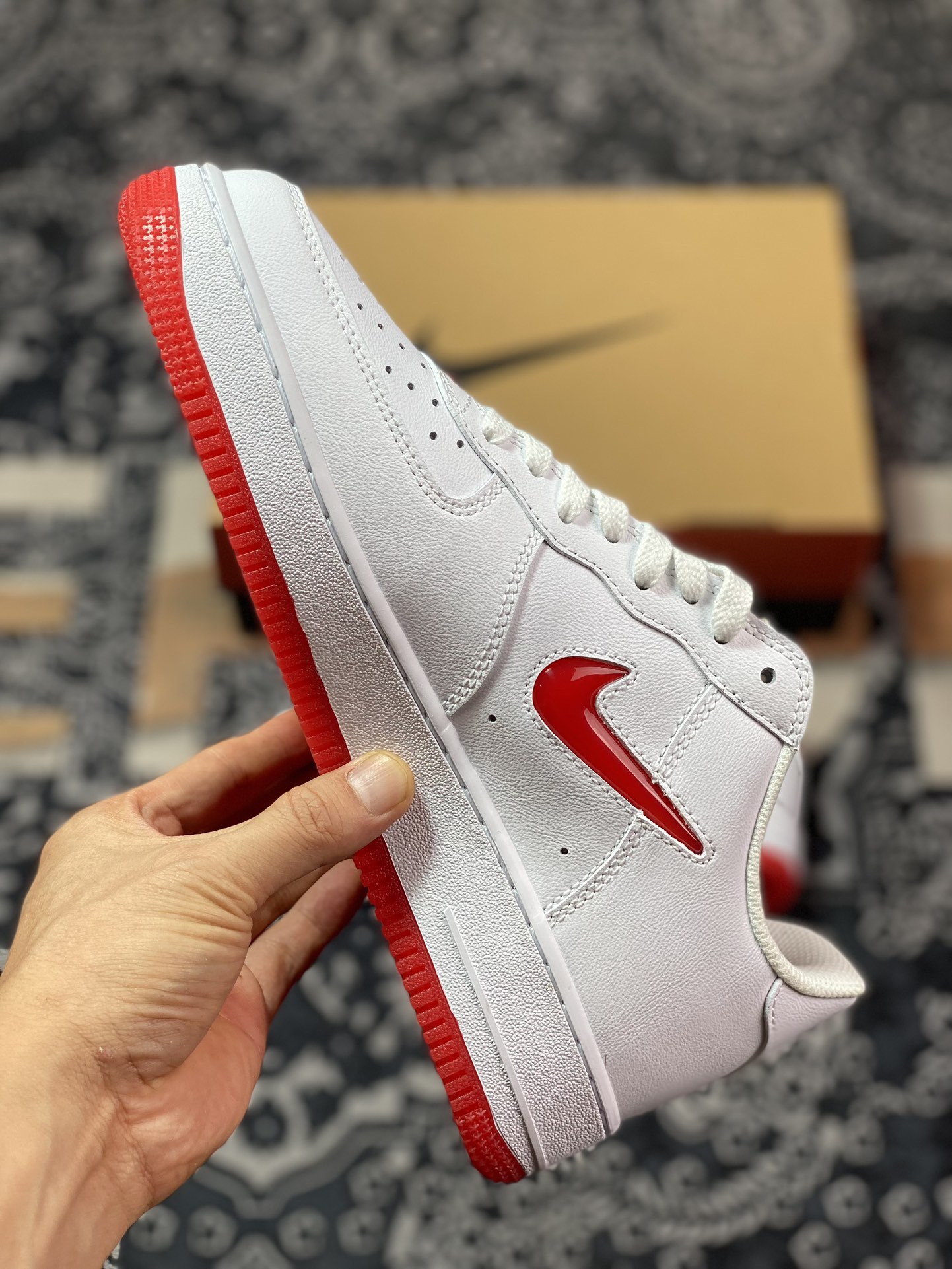 Air Force 1 '07 Low White Red Jelly Hook FN5924-101