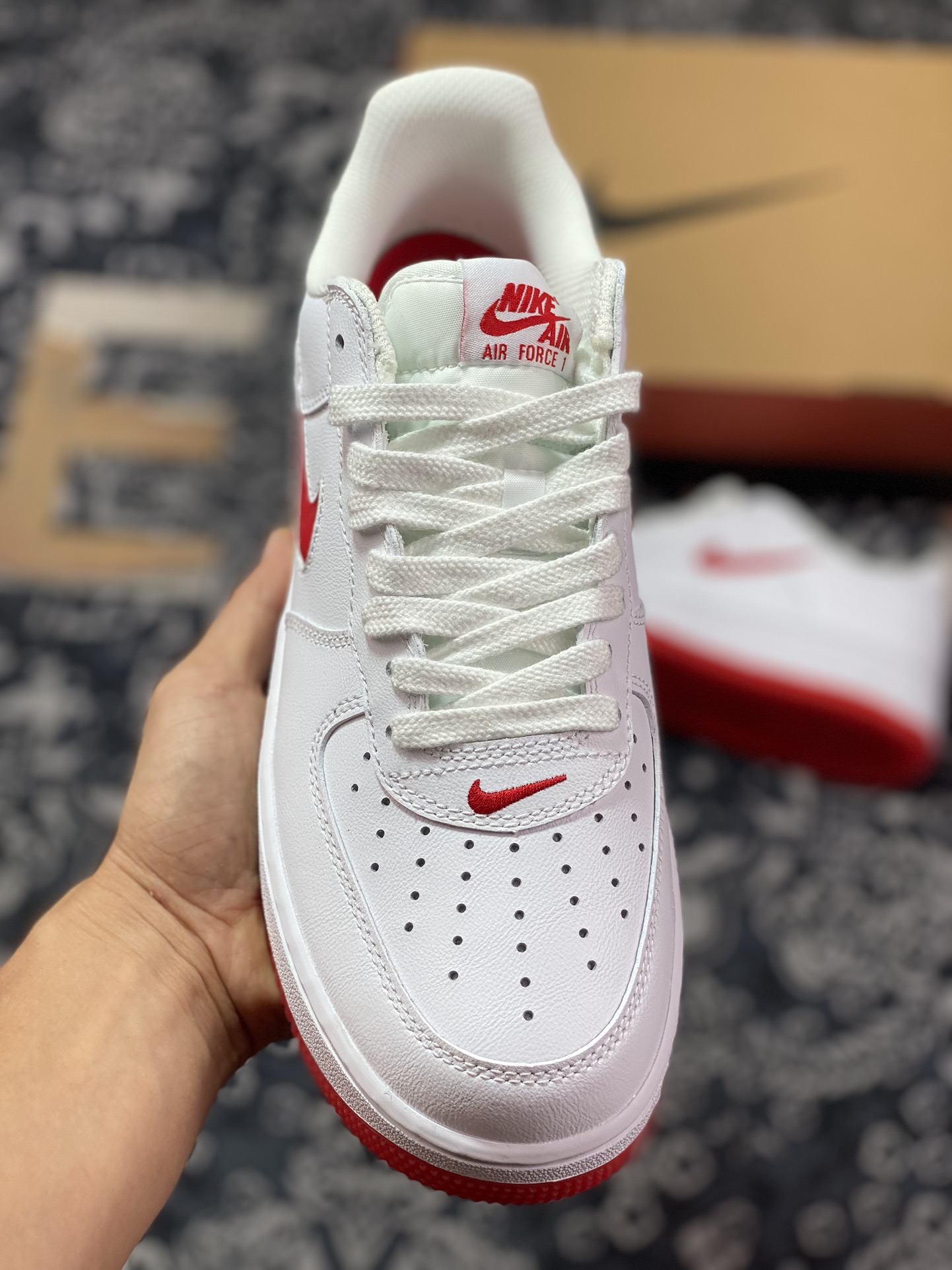 Air Force 1 '07 Low White Red Jelly Hook FN5924-101