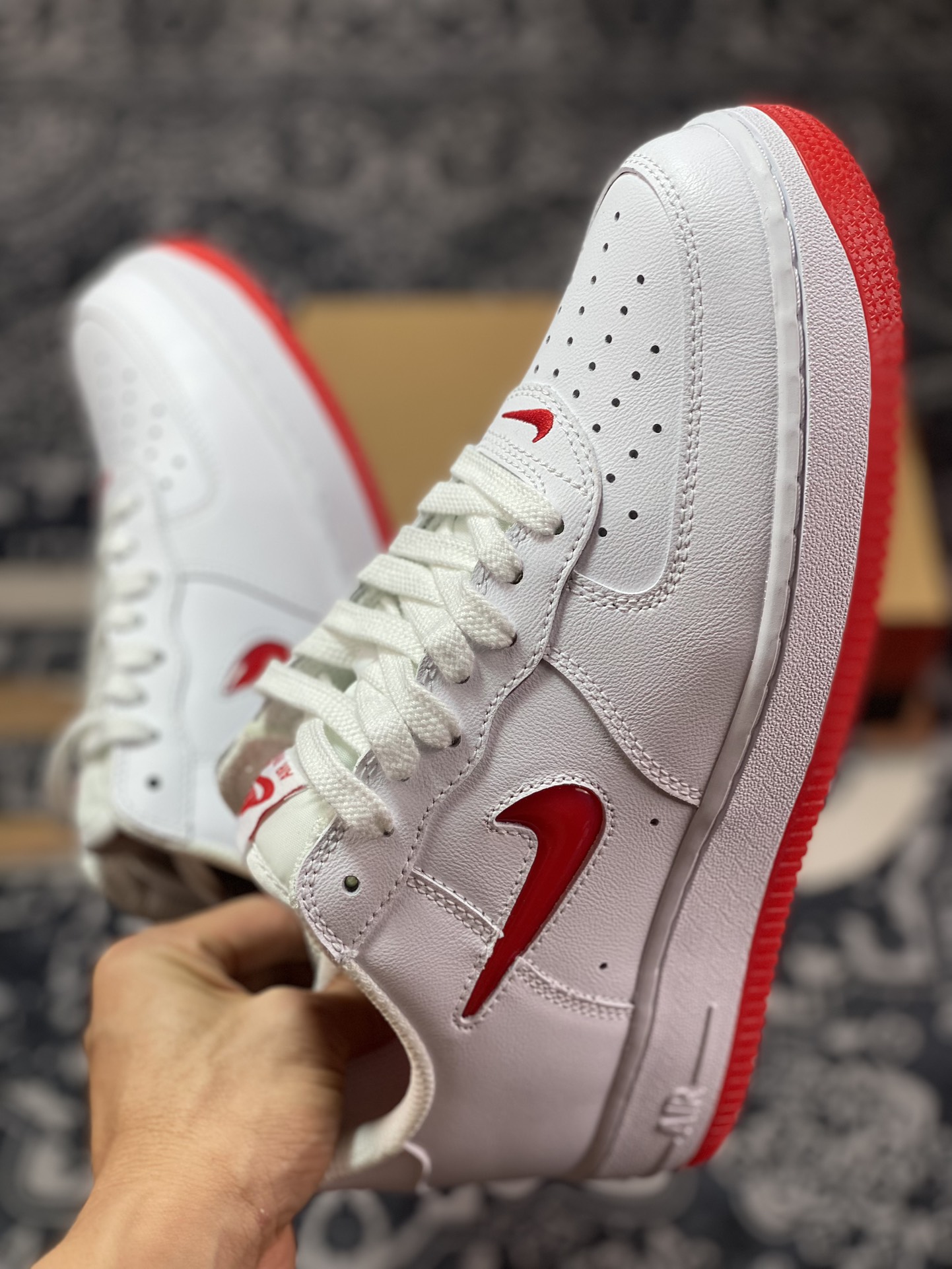 Air Force 1 '07 Low White Red Jelly Hook FN5924-101