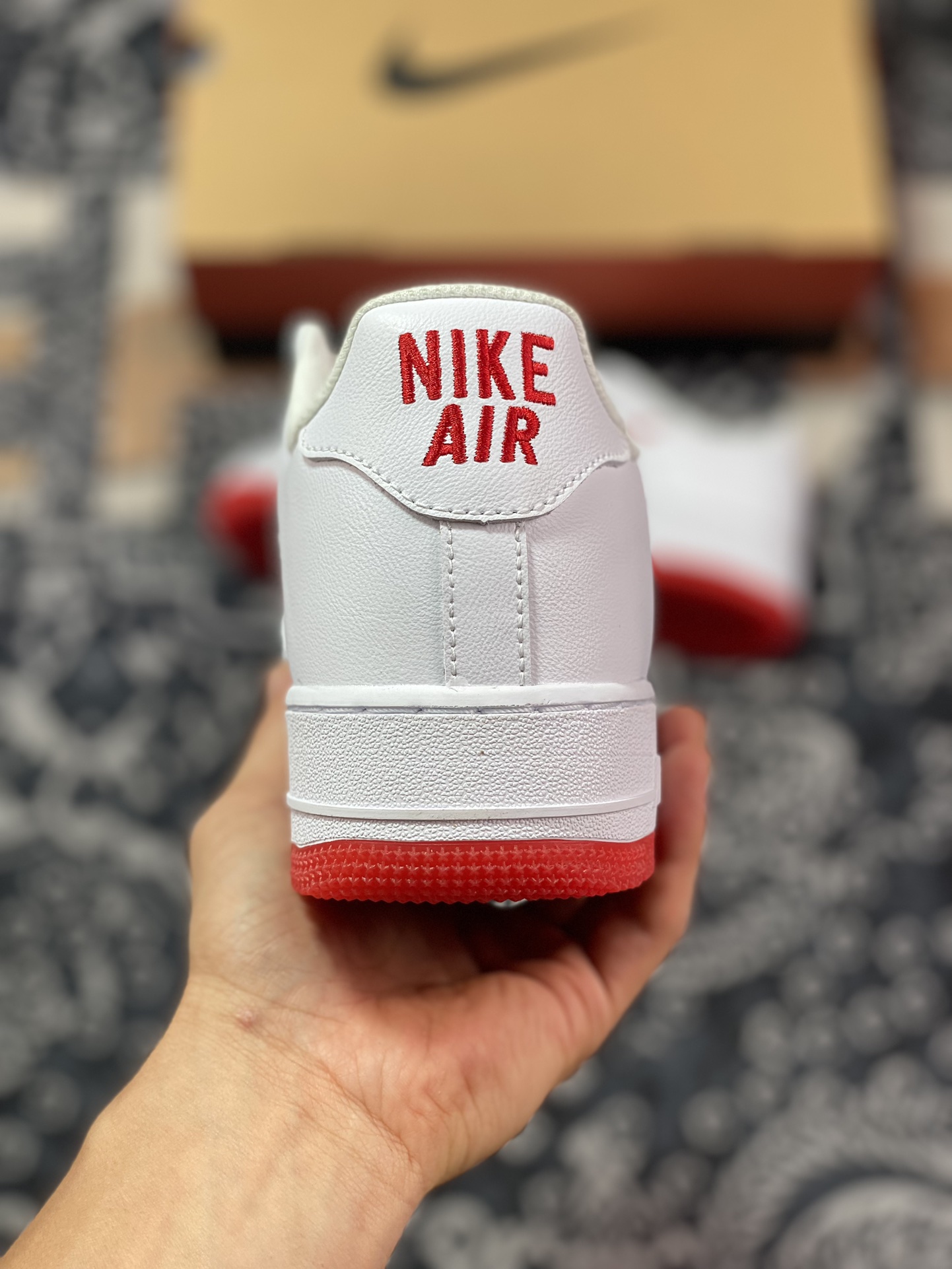 Air Force 1 '07 Low White Red Jelly Hook FN5924-101