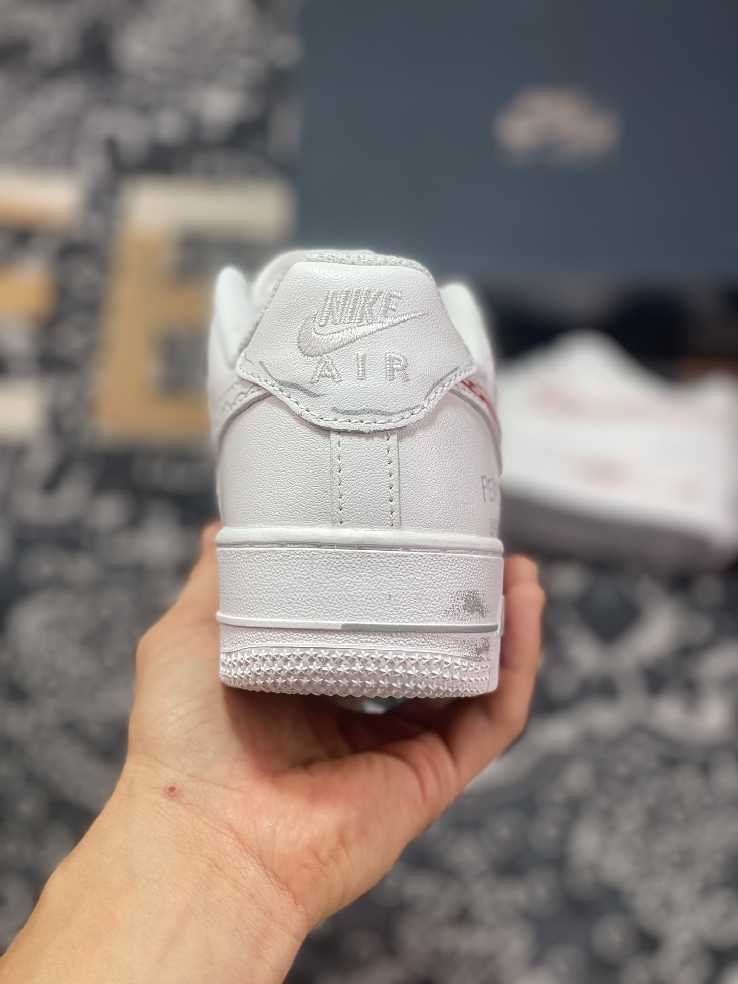 Air Force 1 '07 Low 白红涂鸦 AM0703-123