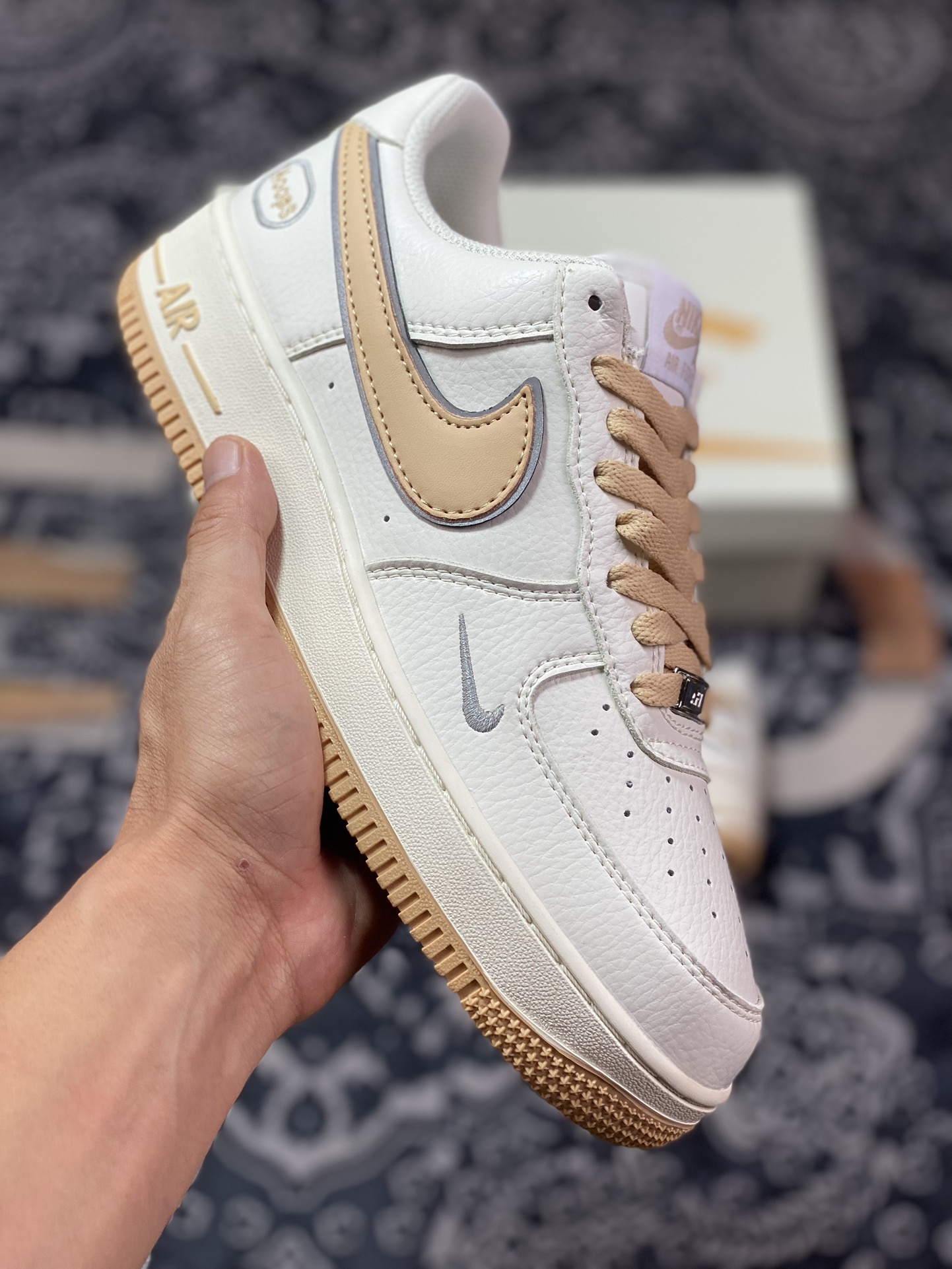 Nike Air Force 1’07 Low EMB”Beige/Brown/Hoops/Mini Swoosh”空军一号板鞋“米白浅棕Hoops刺绣小钩”HP2369-005