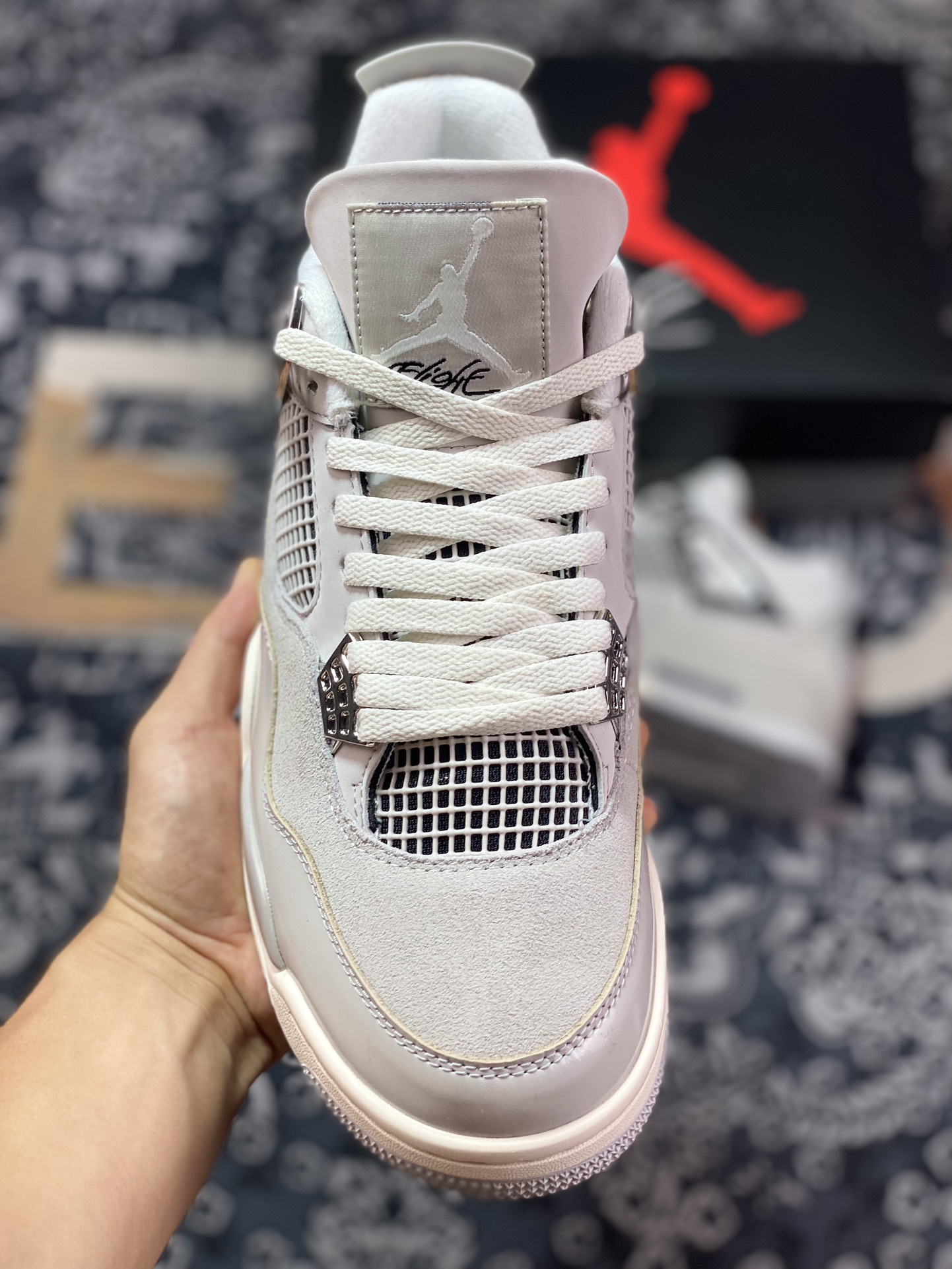 Air Jordan 4 Retro ”Light Iron Ore” electroplated silver gray AQ9129-001