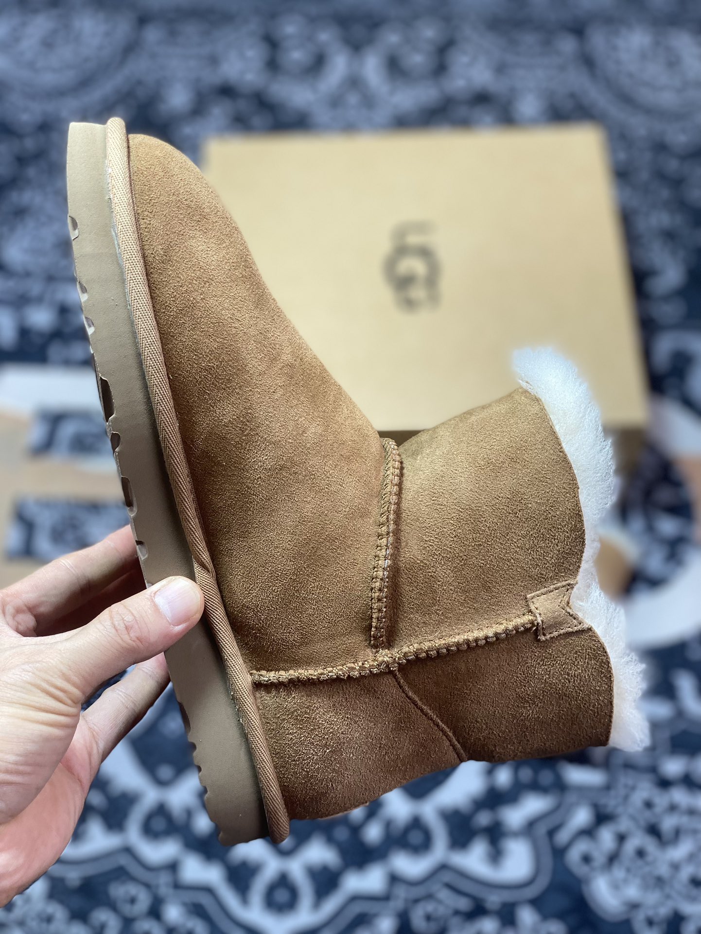 260  UGG W Mini Bailey Button II 迷你贝莉纽扣2.0系列经典女士短靴“栗子棕加绒”1016422-CHE-05