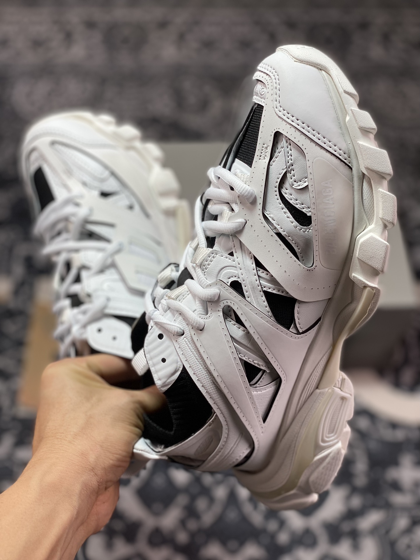 480 巴黎世家BALENCIAGA Track SOCK Trainers 3.0代针织版慢跑鞋“针织白黑LOGO”736328 W3SKC 9010