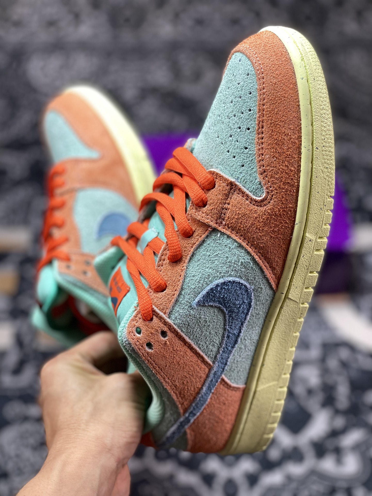 260 Nike SB Dunk Low Pro“Orange Aqua”  DV5429-800