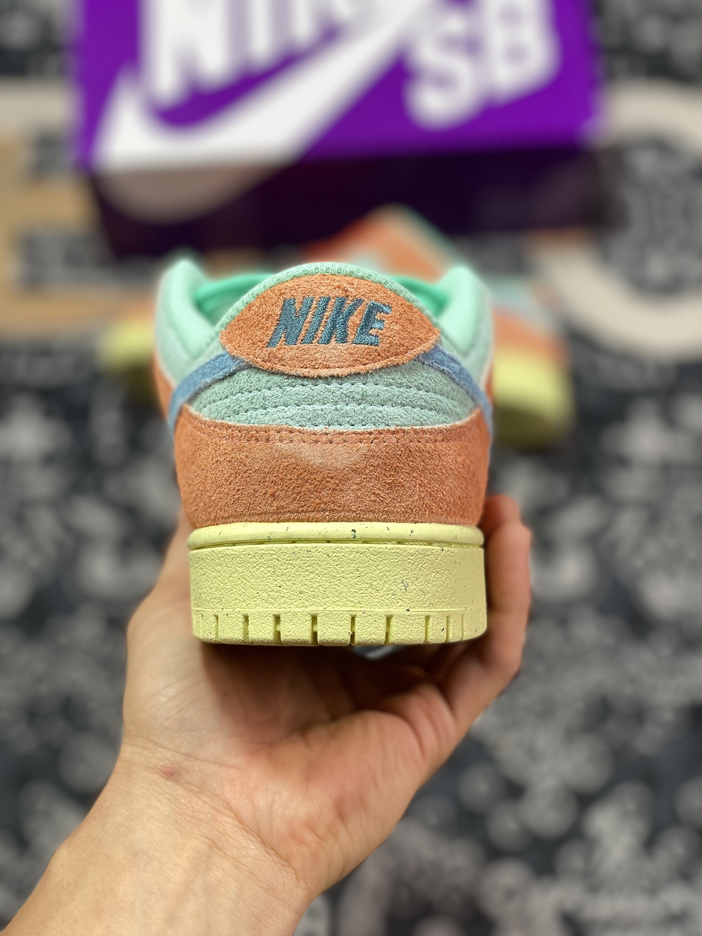 260 Nike SB Dunk Low Pro“Orange Aqua”  DV5429-800