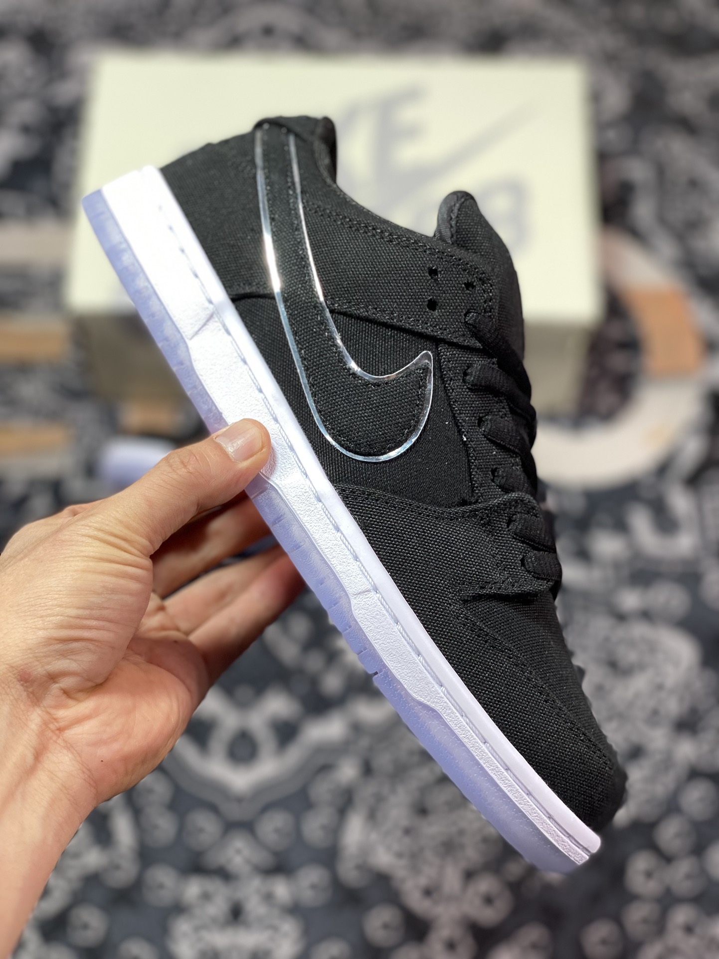 320 优选 Eminem x Carhartt x Nike  Dunk SB Low 黑色 FN4193-013