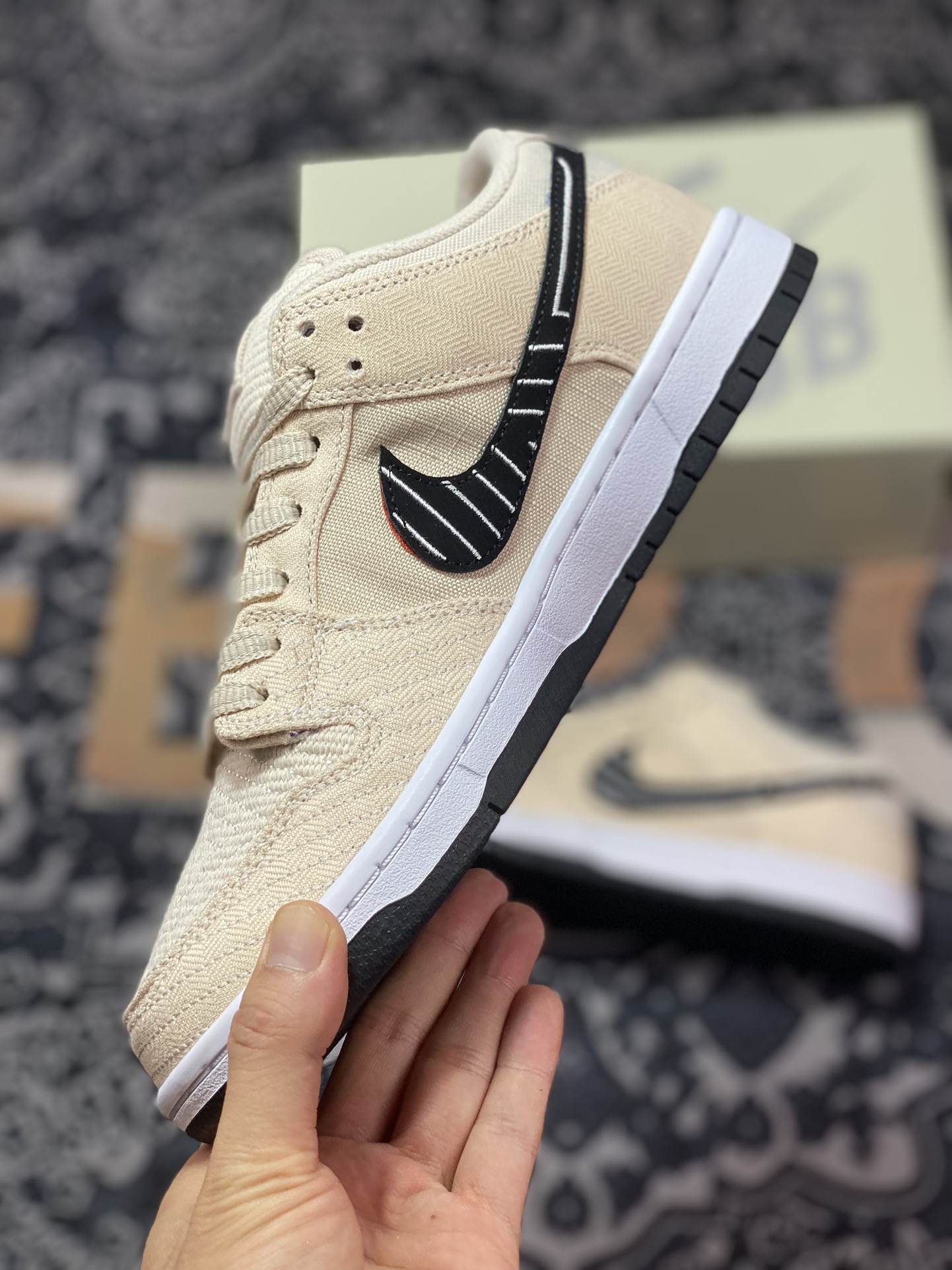 380 优选 Albino & Preto x Nike  Dunk SB Low ”Pearl White” 米黑白 FD2627-200