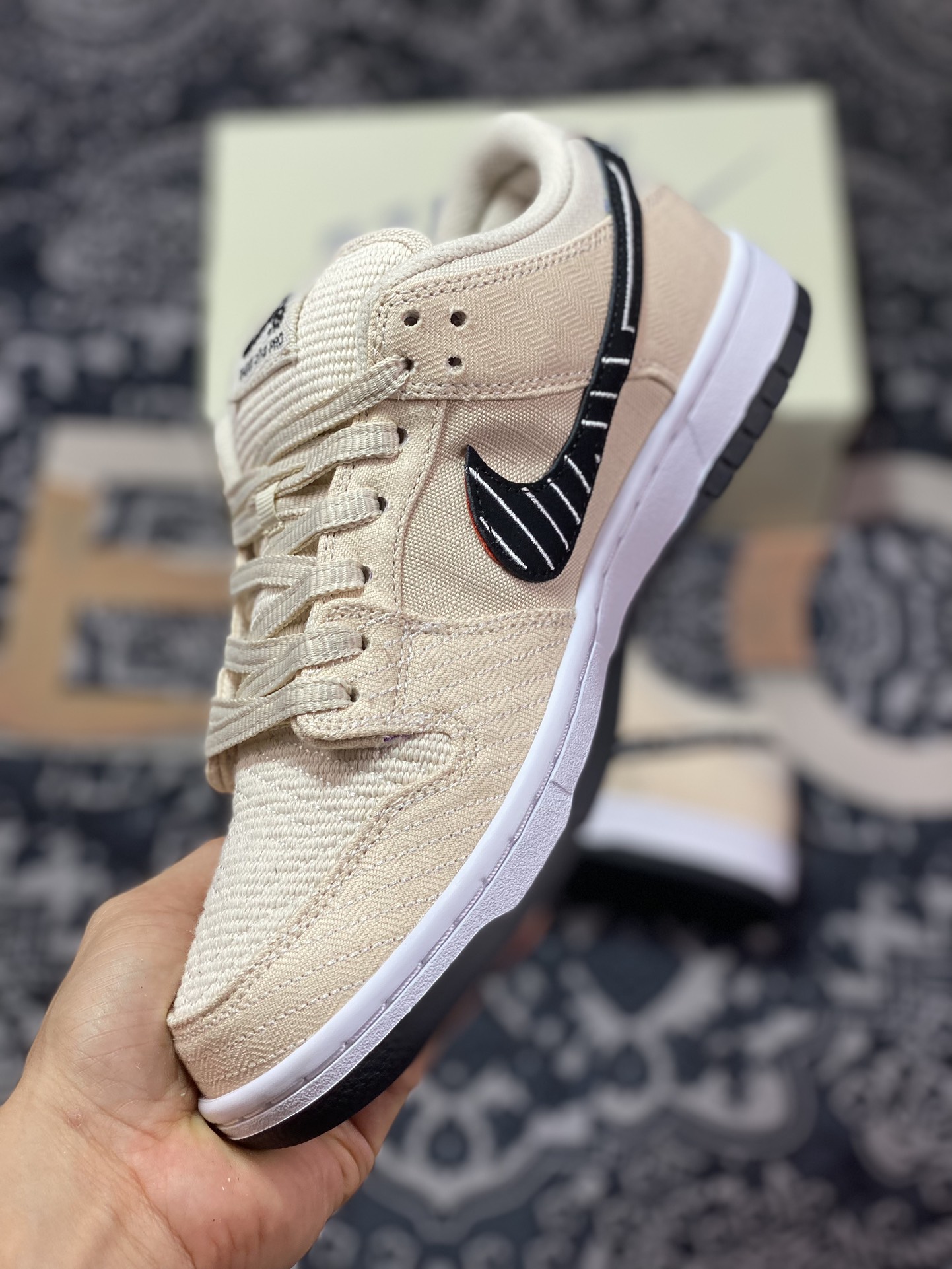 380 优选 Albino & Preto x Nike  Dunk SB Low ”Pearl White” 米黑白 FD2627-200