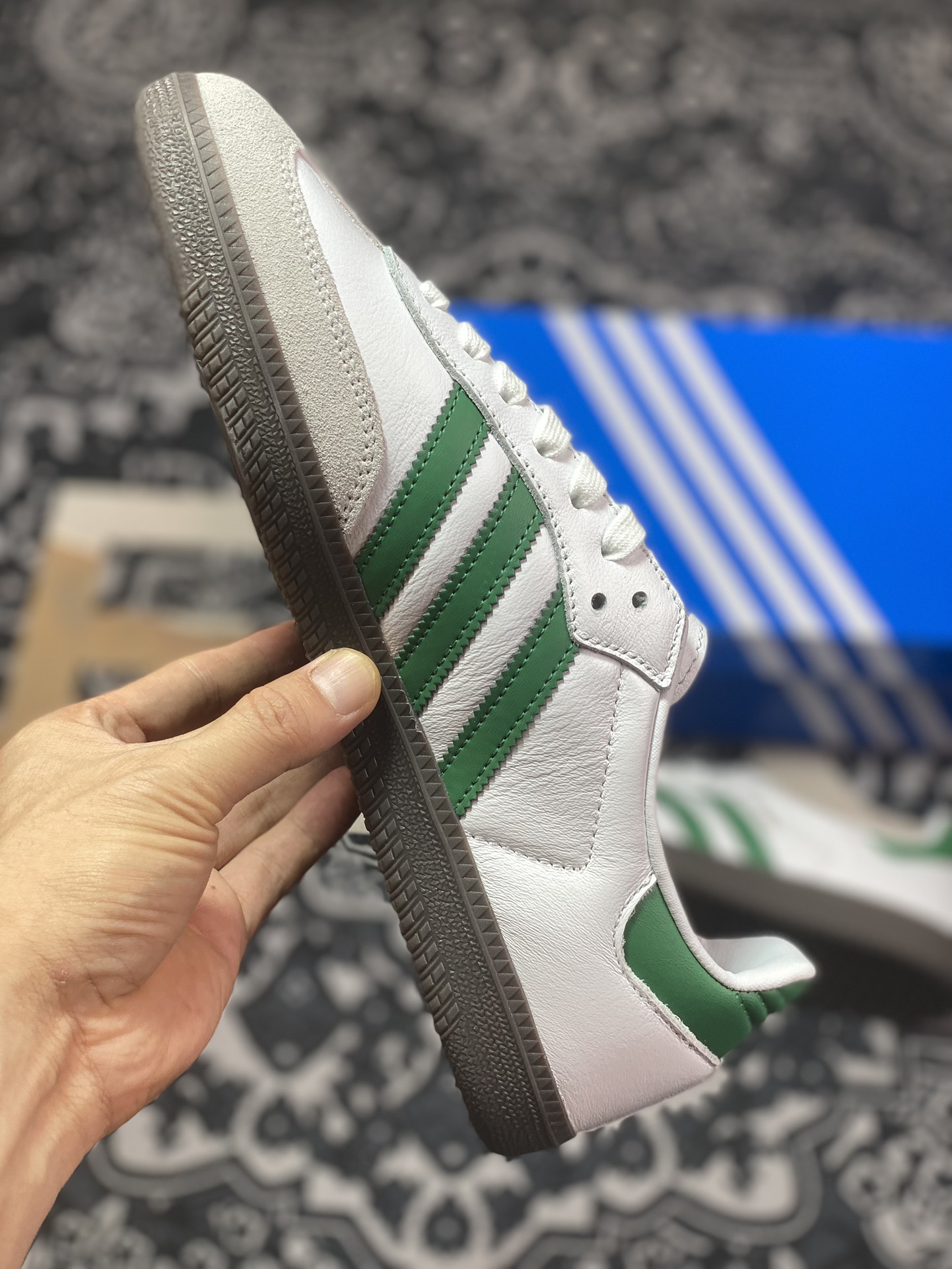 260  Adidas   阿迪 Samba OG 桑巴低帮休闲板鞋 IG1024