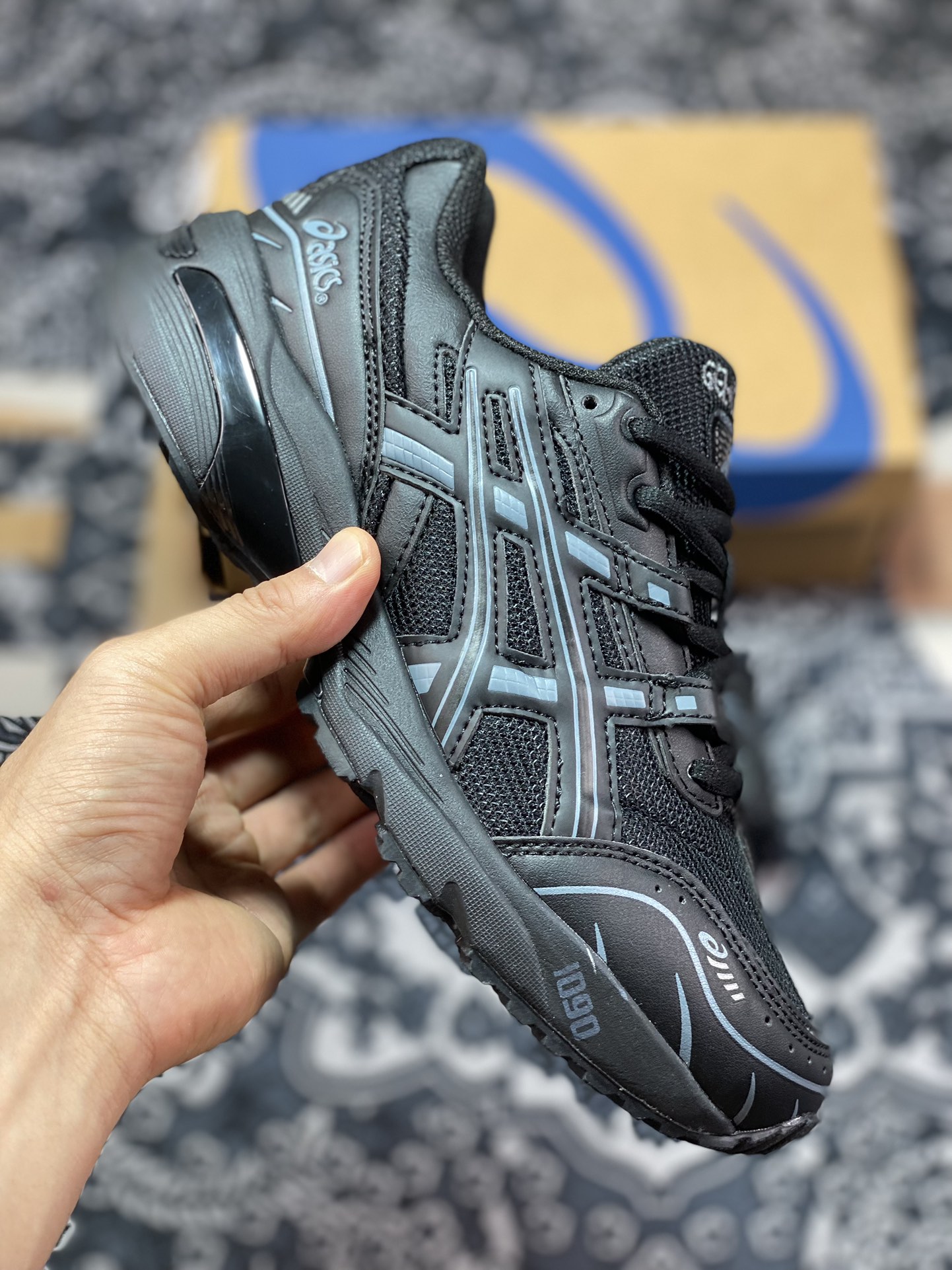 180 Asics Gel-1090 黑色 亚瑟士复古时尚运动休闲鞋 1201AS2875-001