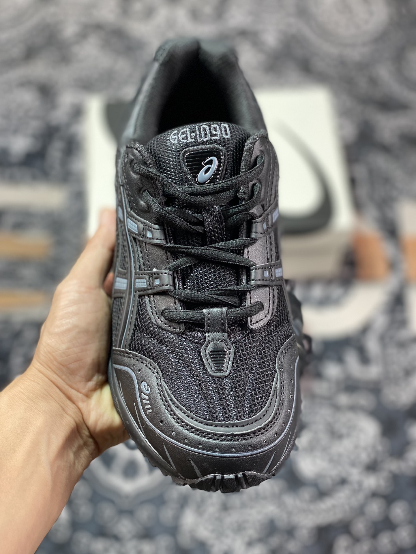 180 Asics Gel-1090 黑色 亚瑟士复古时尚运动休闲鞋  1021A275-001