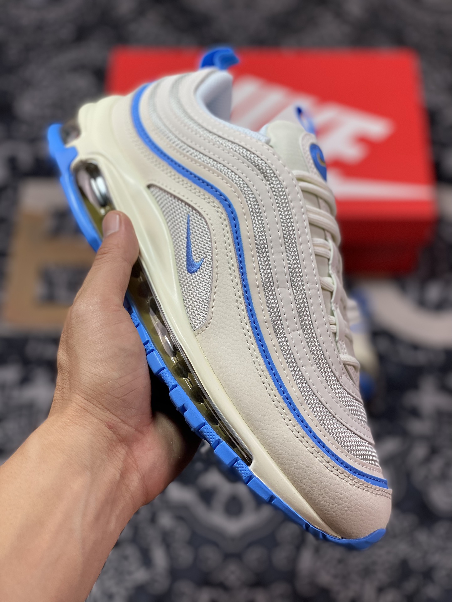 240  耐克Nike Air Max 97”Athletic Department”复古气垫慢跑鞋“奶白北卡蓝”FN7492-133