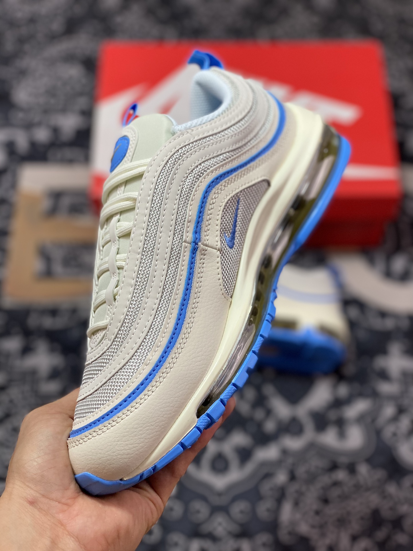 240  耐克Nike Air Max 97”Athletic Department”复古气垫慢跑鞋“奶白北卡蓝”FN7492-133