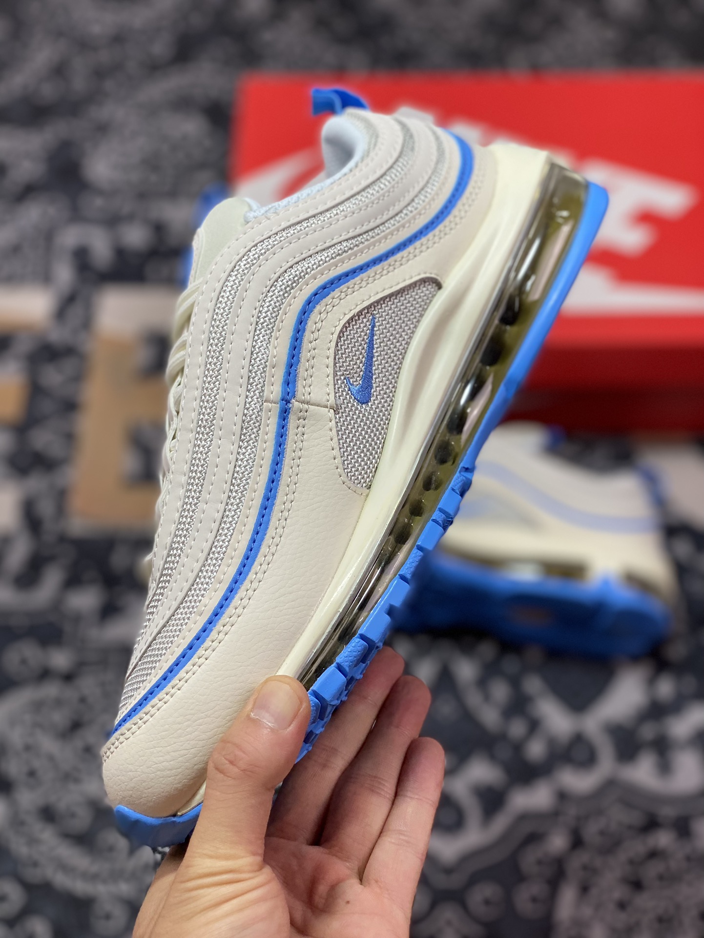 240  耐克Nike Air Max 97”Athletic Department”复古气垫慢跑鞋“奶白北卡蓝”FN7492-133