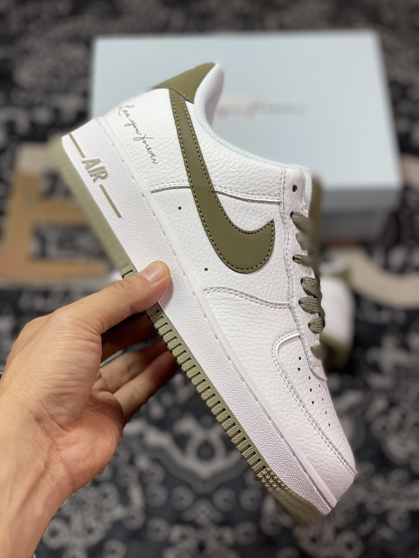 240 NOCTA x Nike Air Force 1 Low”Certified Lover Boy”空军一号板鞋“痴情男孩白军绿反光”L01718-062