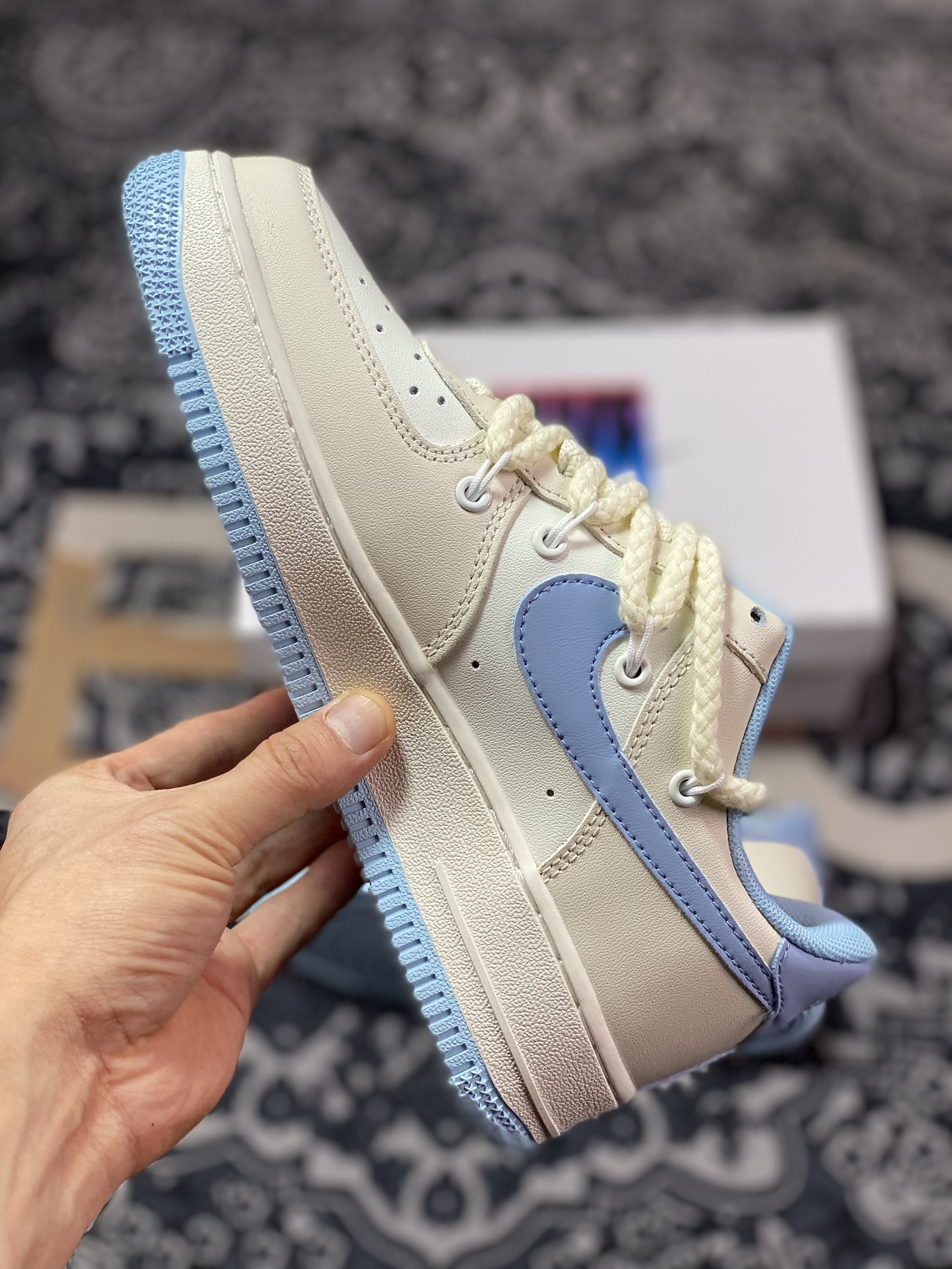 260  Air Force 1 '07 Low 奶油蓝绑带  BD7701-011