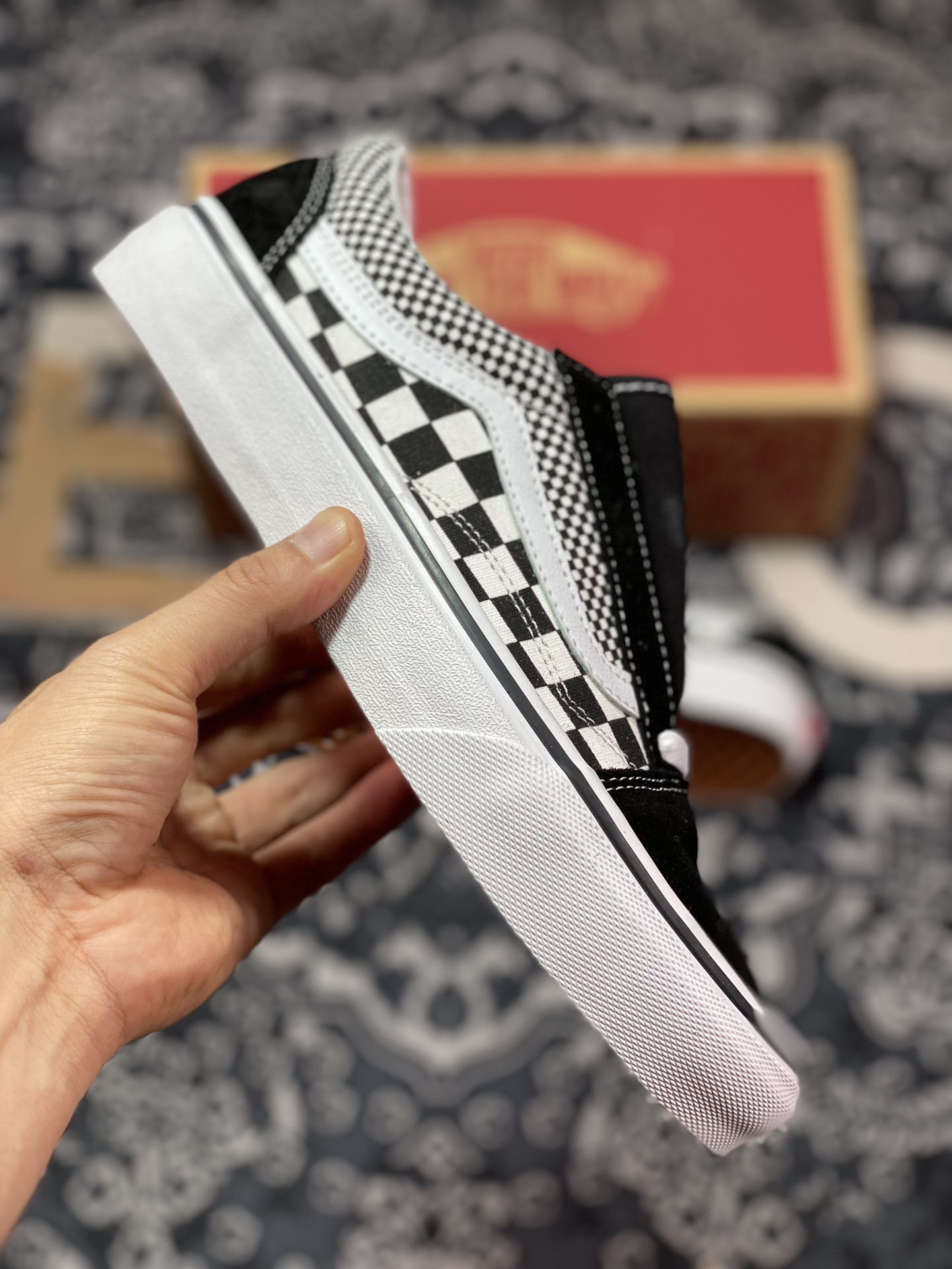 150  Vans Old Skool 黑白棋盘格拼接帆布鞋