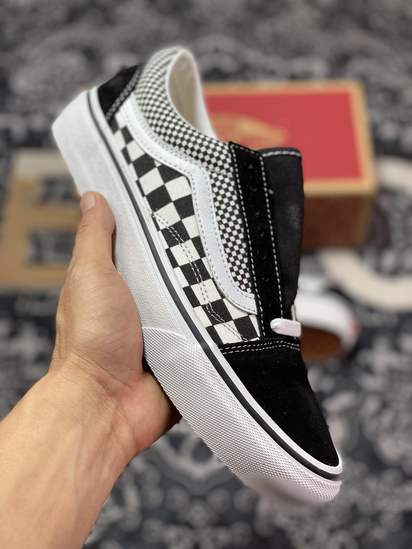 150  Vans Old Skool 黑白棋盘格拼接帆布鞋