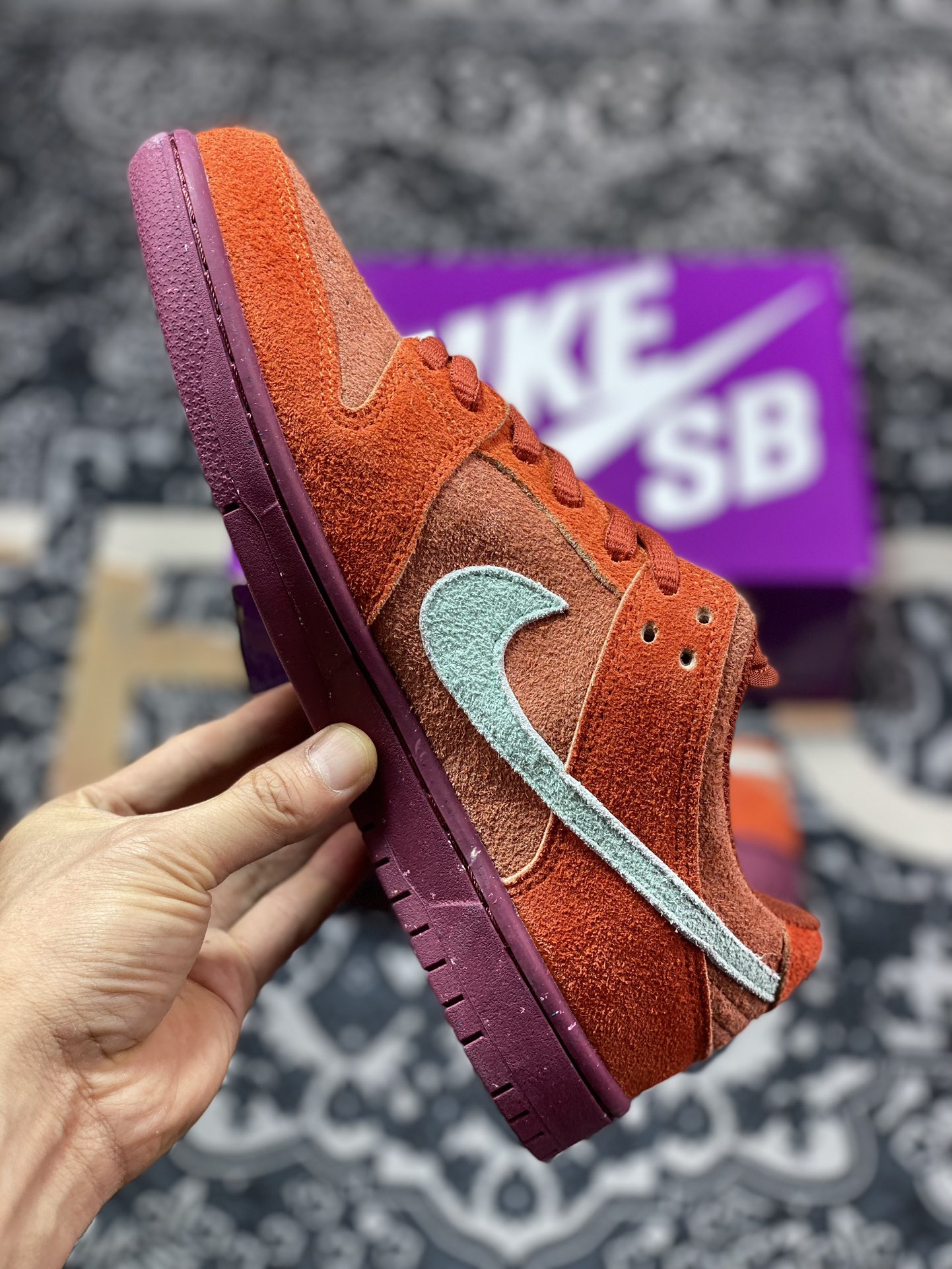 240 Nike  SB Dunk Low Pro QS"Adobe"扣篮系列低帮休闲运动滑板板鞋“红砖土胚生胶”DV5429-601