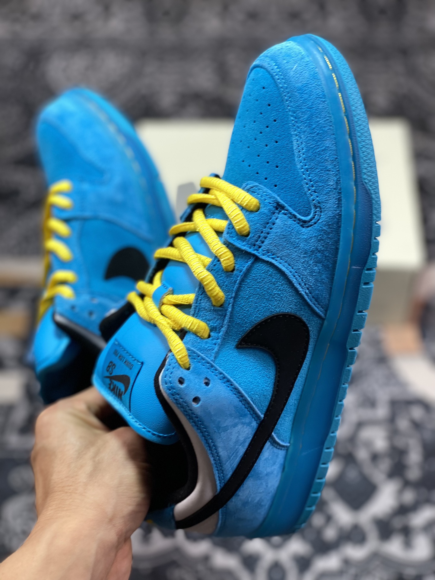 240 Nike  Dunk Low动画片飞天小小女警X SB DUNK系列泡泡联名款FZ8319-300