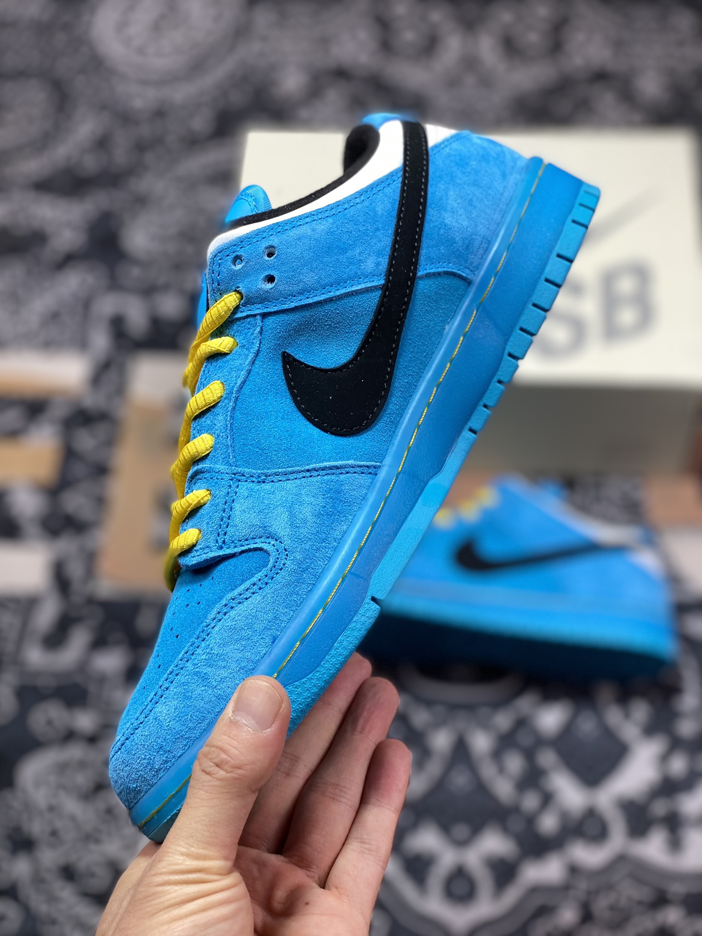 240 Nike  Dunk Low动画片飞天小小女警X SB DUNK系列泡泡联名款FZ8319-300