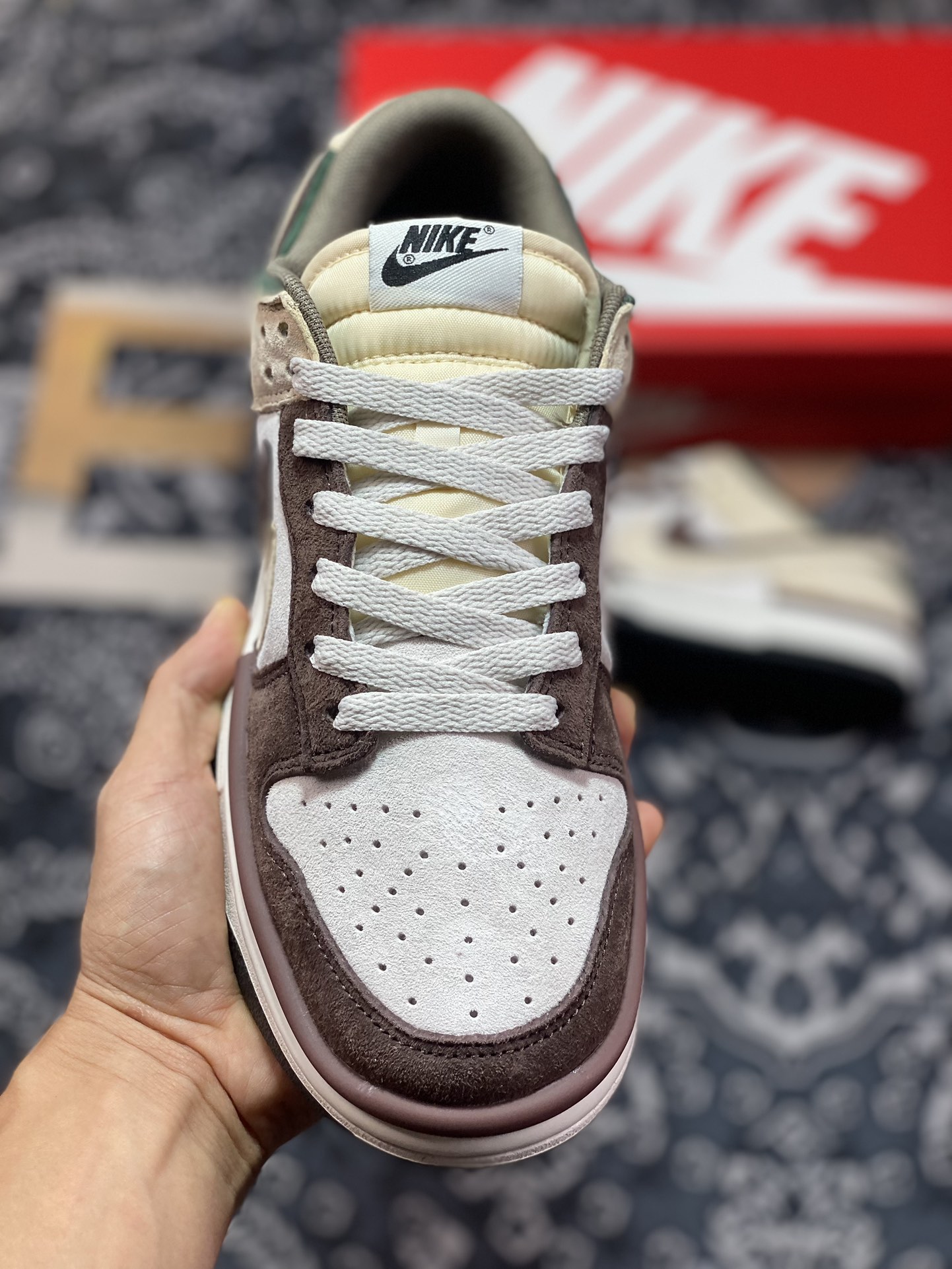 300  Nike SB Dunk Low Twist"Chocolate/Beige"扣篮板鞋“麂皮巧克力棕米黄双钩”DZ2794-866