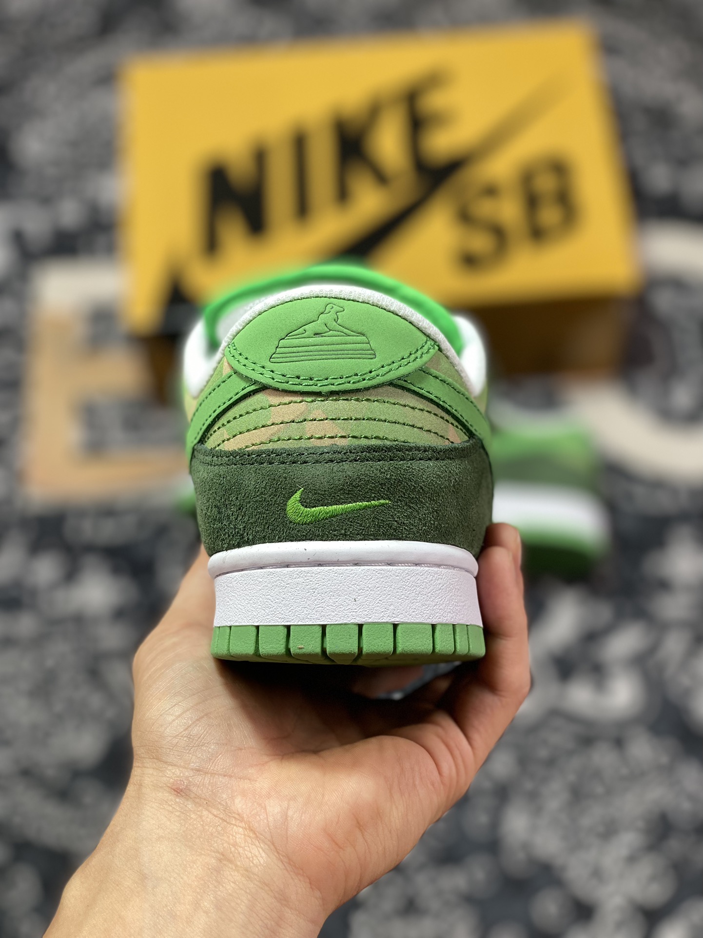 260  NIKE DUNK SB LOW 迷彩 Dunk SB顾名思义 315355-331