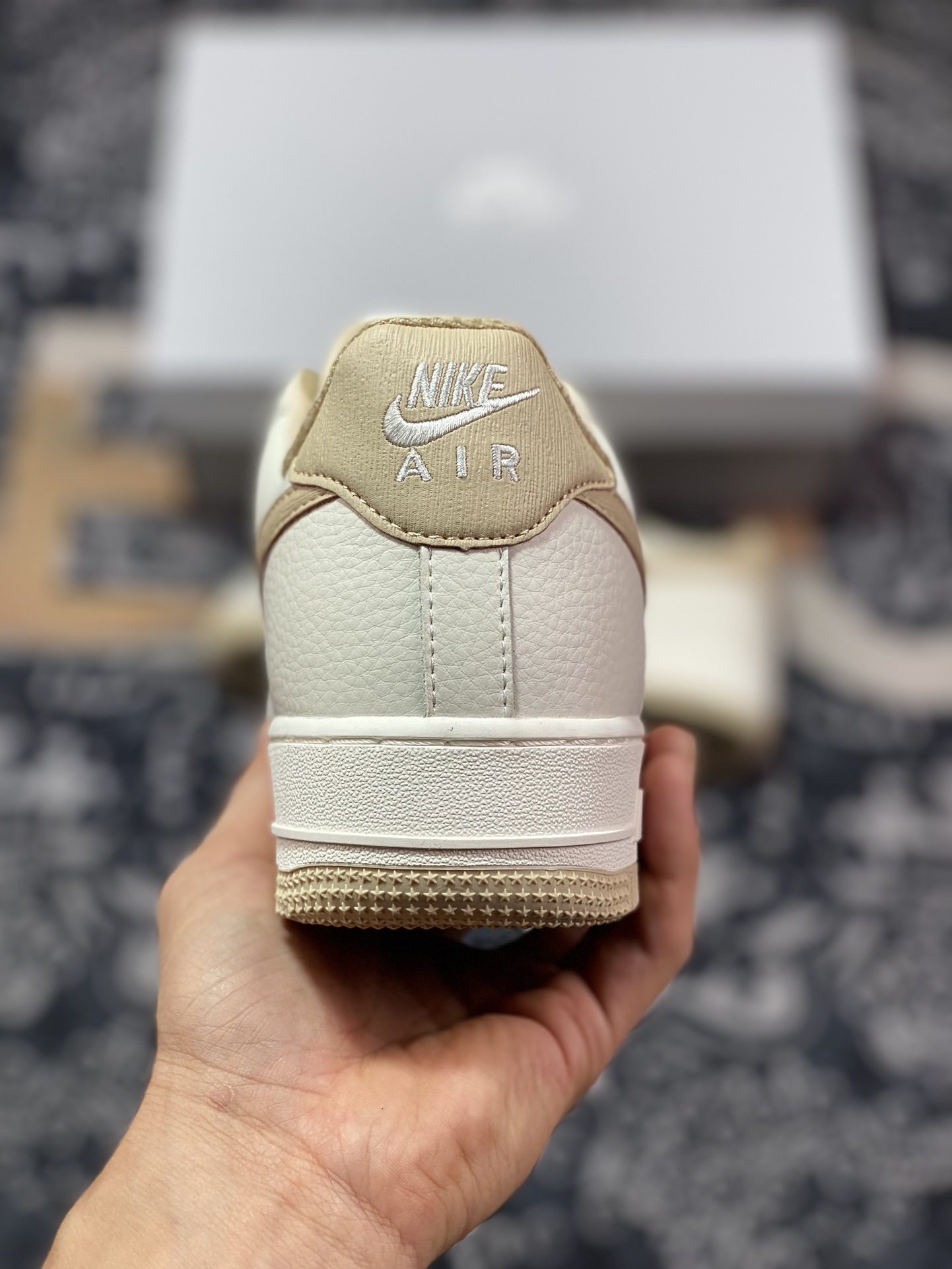 240  Nike Air Force 1 Low"MORE THAN"空军一号低帮板鞋“米白沙棕签名涂鸦”GR5263-023