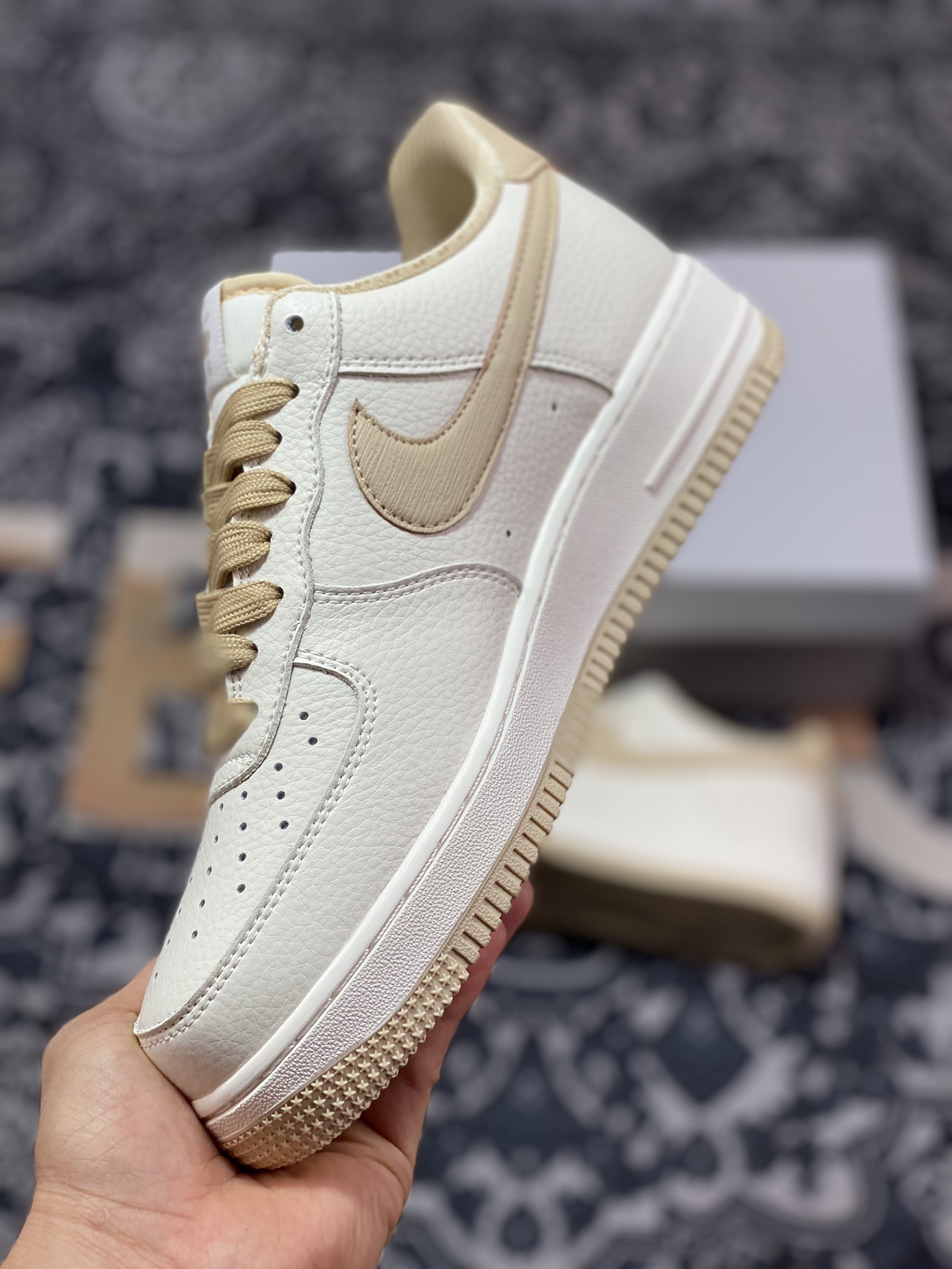 240  Nike Air Force 1 Low"MORE THAN"空军一号低帮板鞋“米白沙棕签名涂鸦”GR5263-023