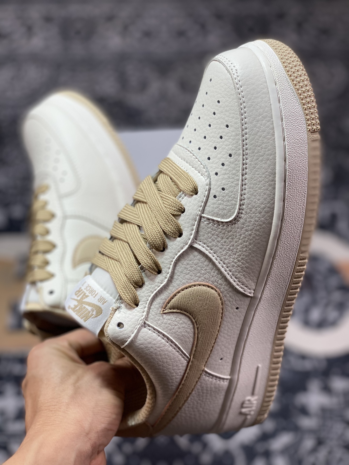 240  Nike Air Force 1 Low"MORE THAN"空军一号低帮板鞋“米白沙棕签名涂鸦”GR5263-023